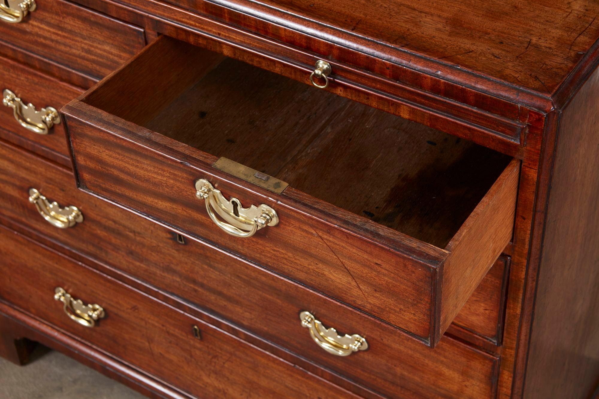Georgian Caddy Top Bachelor's Chest For Sale 4