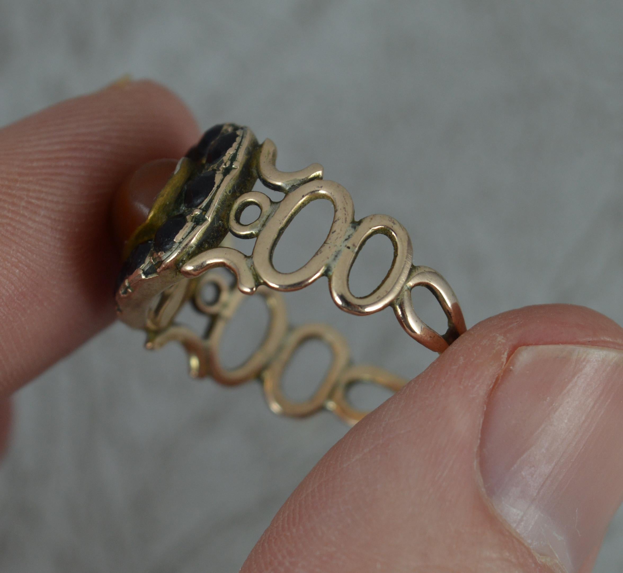 Women's Georgian Carnelian and Onyx 9 Carat Rose Gold Signet Cluster Ring