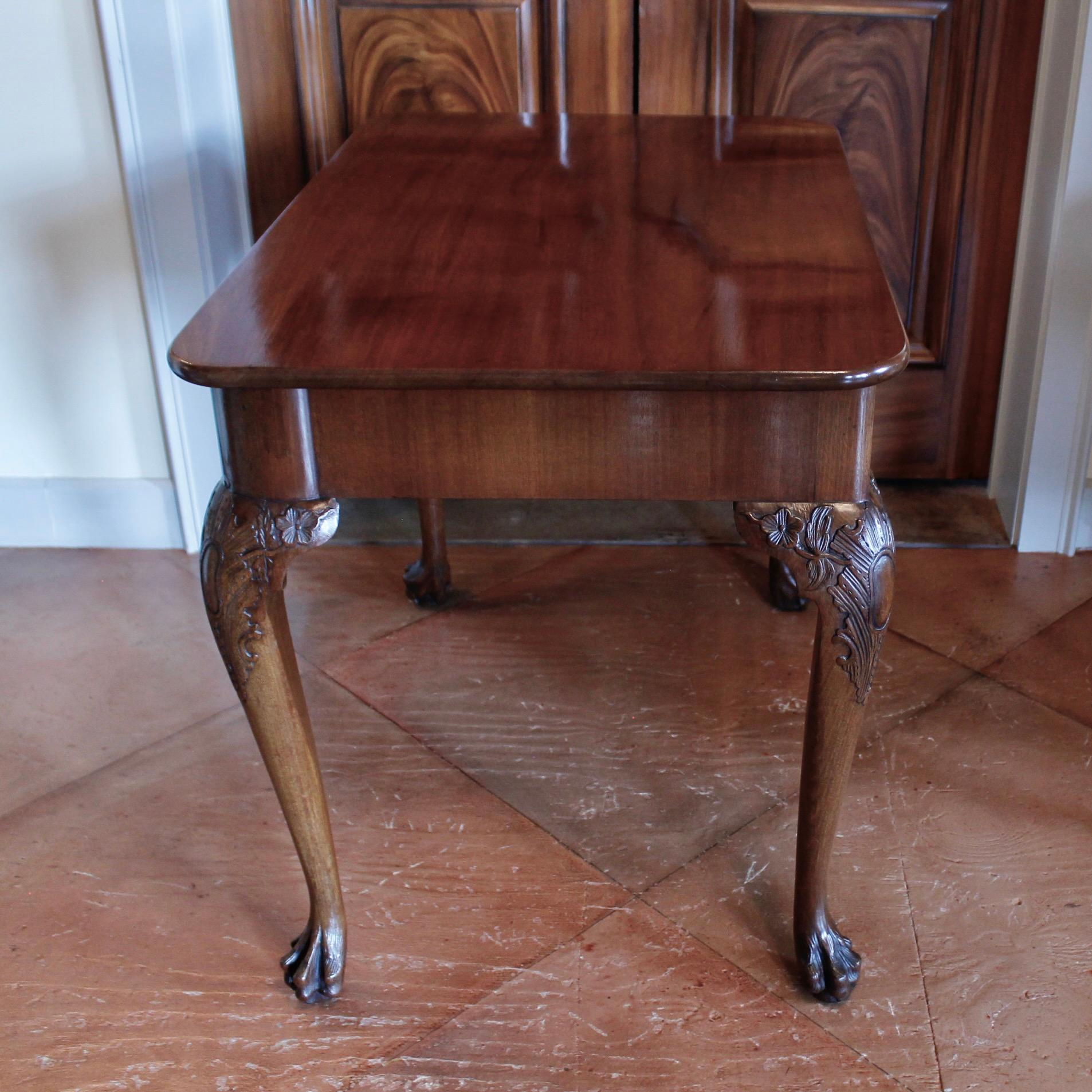 Georgian Carved Center Table Or Console Table, With Hairy Paw Feet For Sale 5