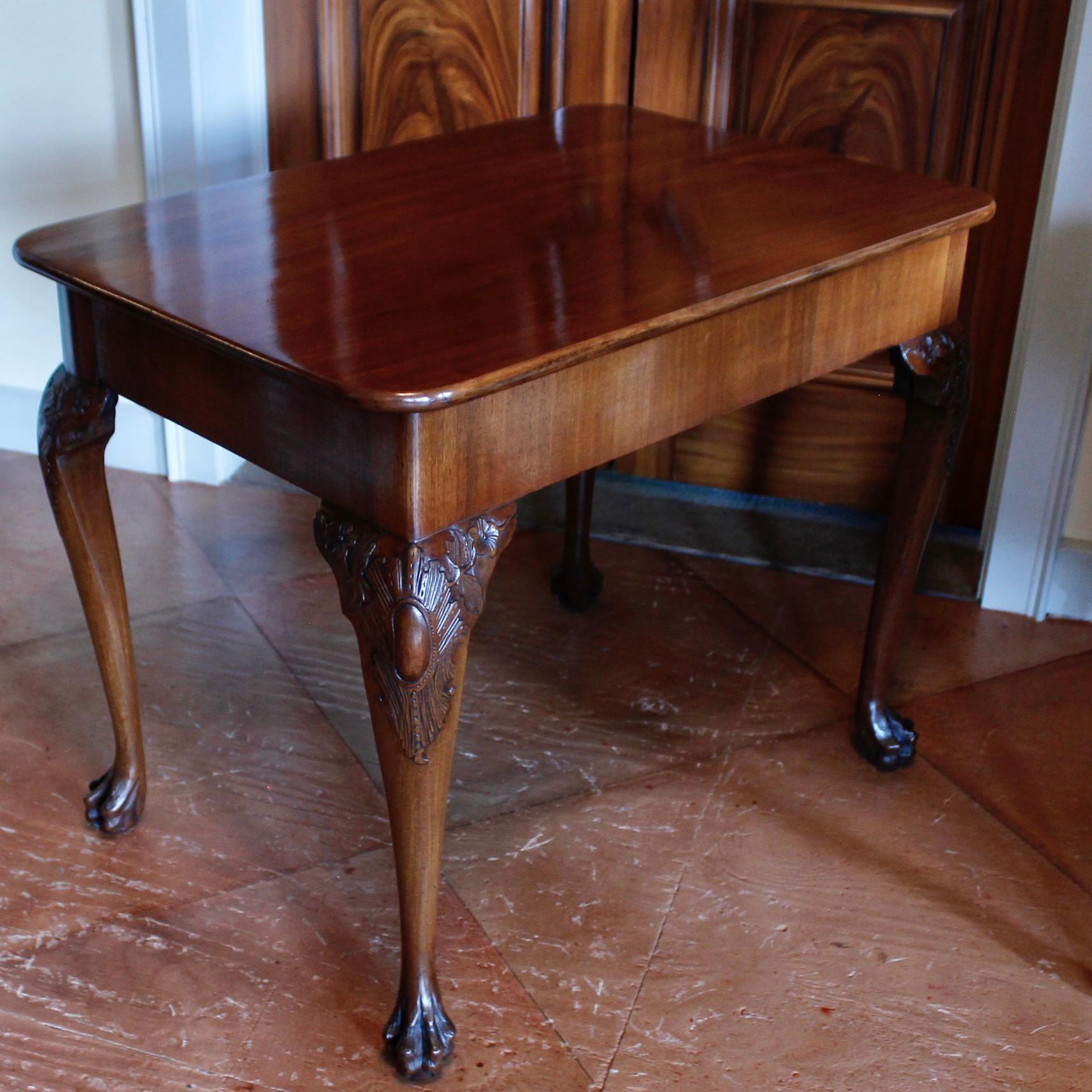 George II Georgian Carved Center Table Or Console Table, With Hairy Paw Feet For Sale