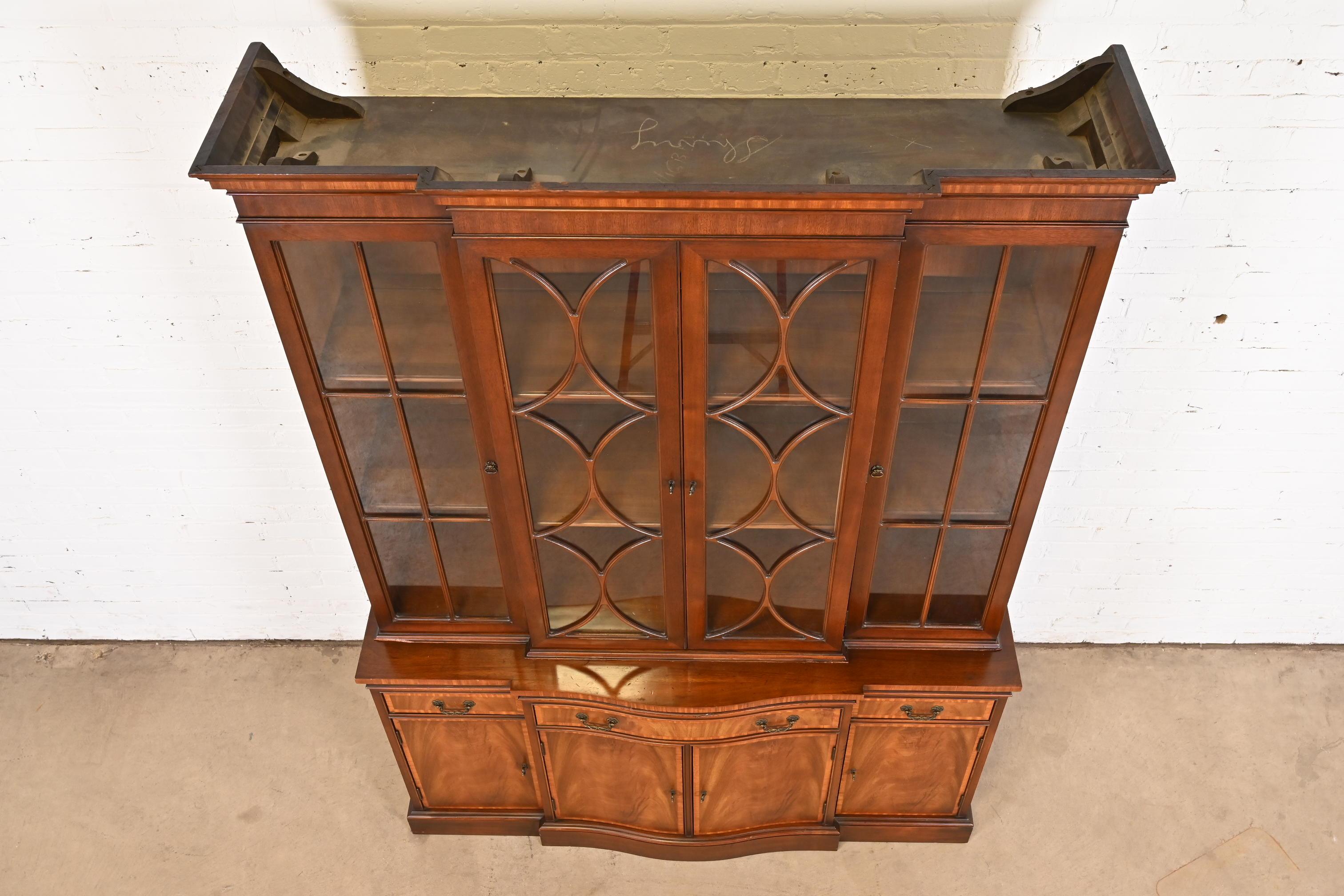 Georgian Carved Flame Mahogany Breakfront Bookcase Cabinet by Fancher, 1940s For Sale 6