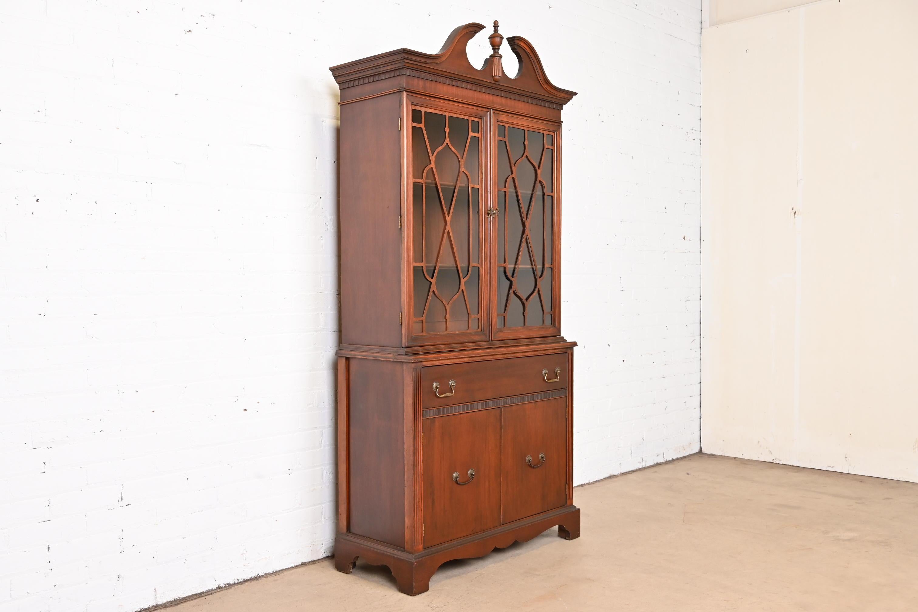 American Georgian Carved Mahogany Breakfront Bookcase Cabinet
