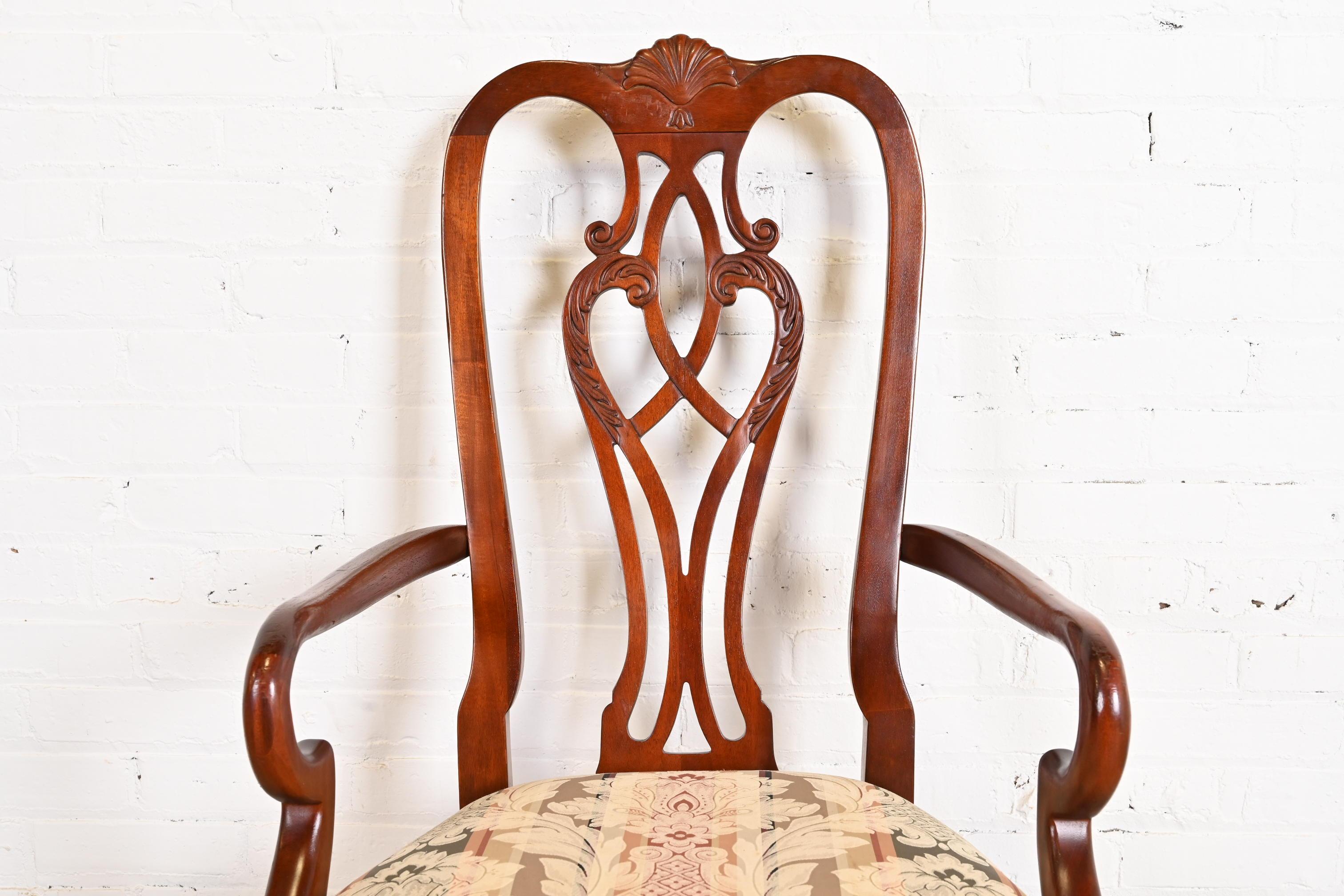 Georgian Carved Mahogany Dining Chairs, Set of Eight For Sale 6