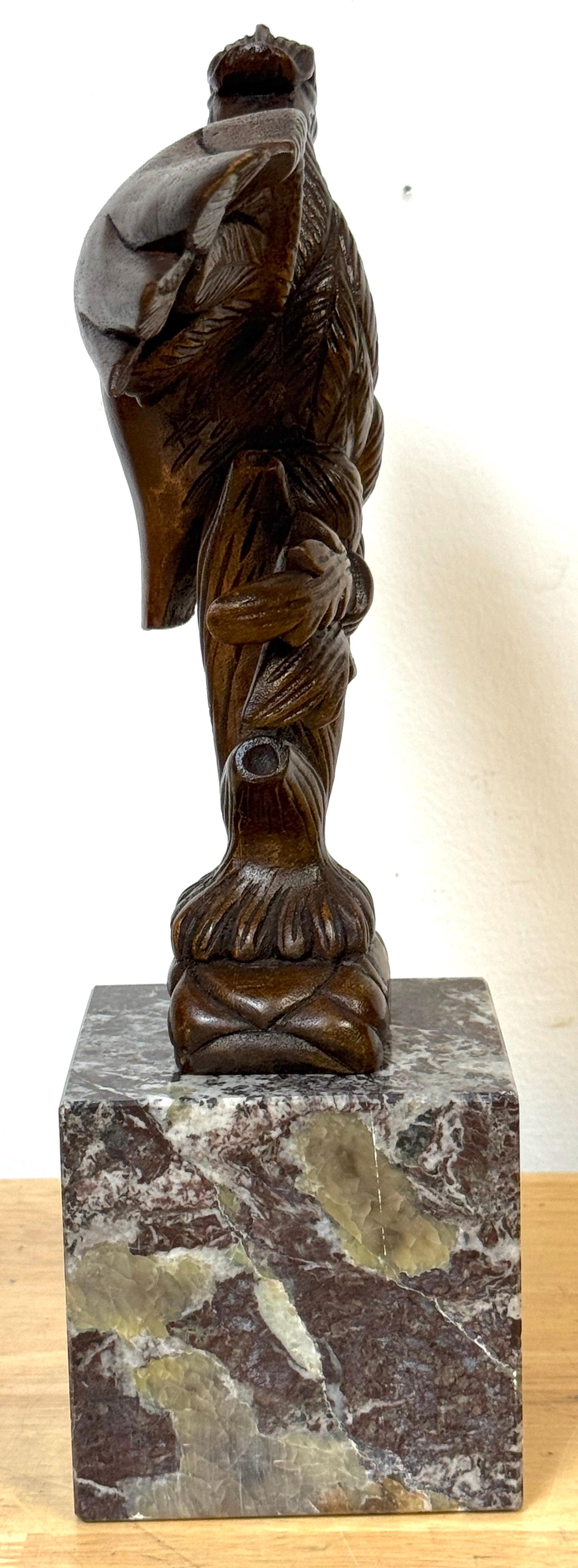 Marble Georgian Carved Mahogany Eagle Ornament, in the Manner of Thomas Chippendale For Sale