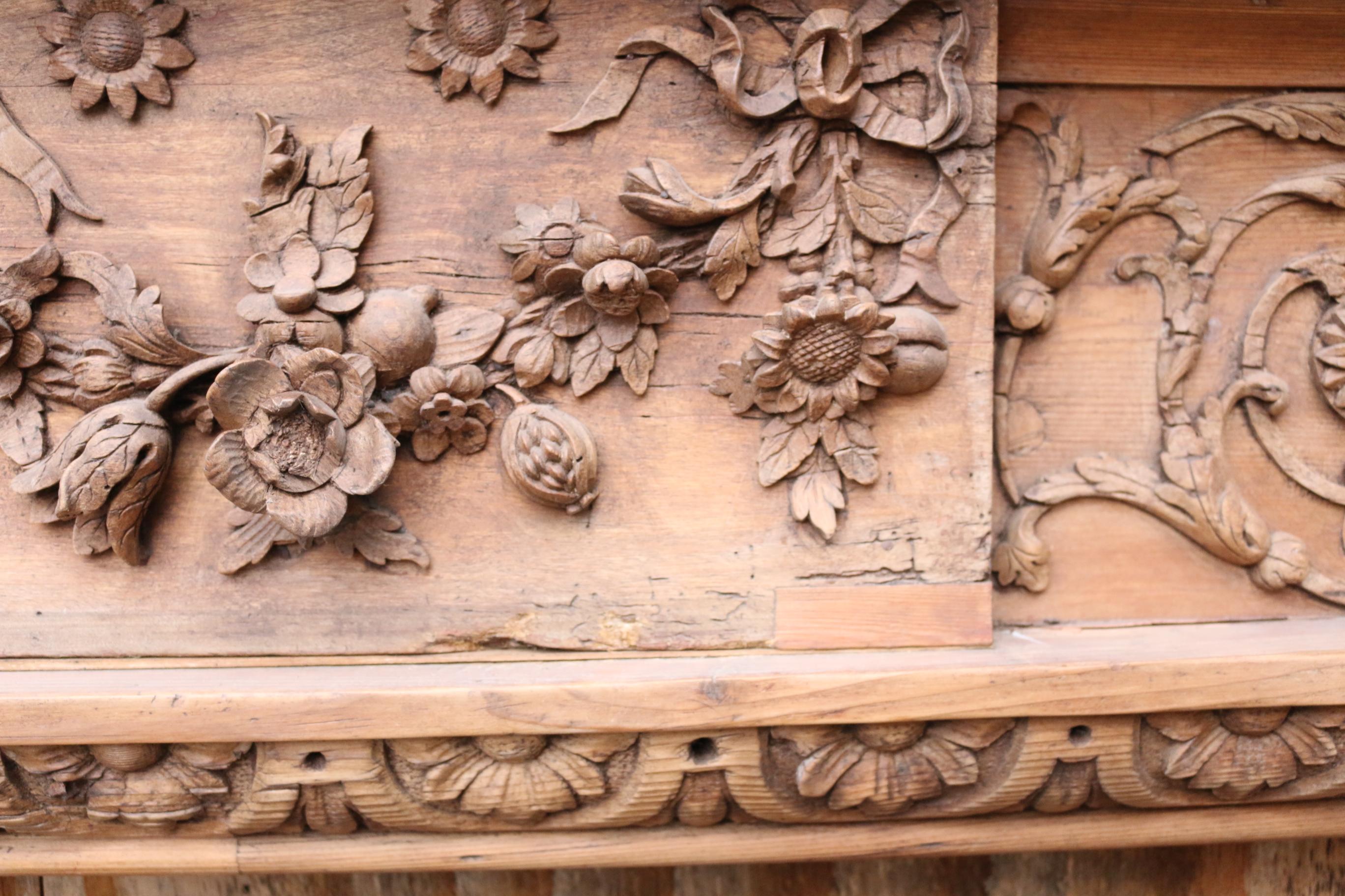 About

This beautifully English hand carved Georgian pine fire surround has a stripped finish and features intricate carved detail throughout.

 Condition report

Fire surround in good condition for its age with various small losses and
