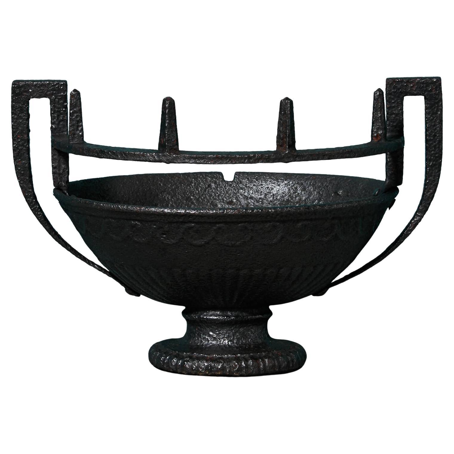Georgian Cast Iron Fire Grate For Sale