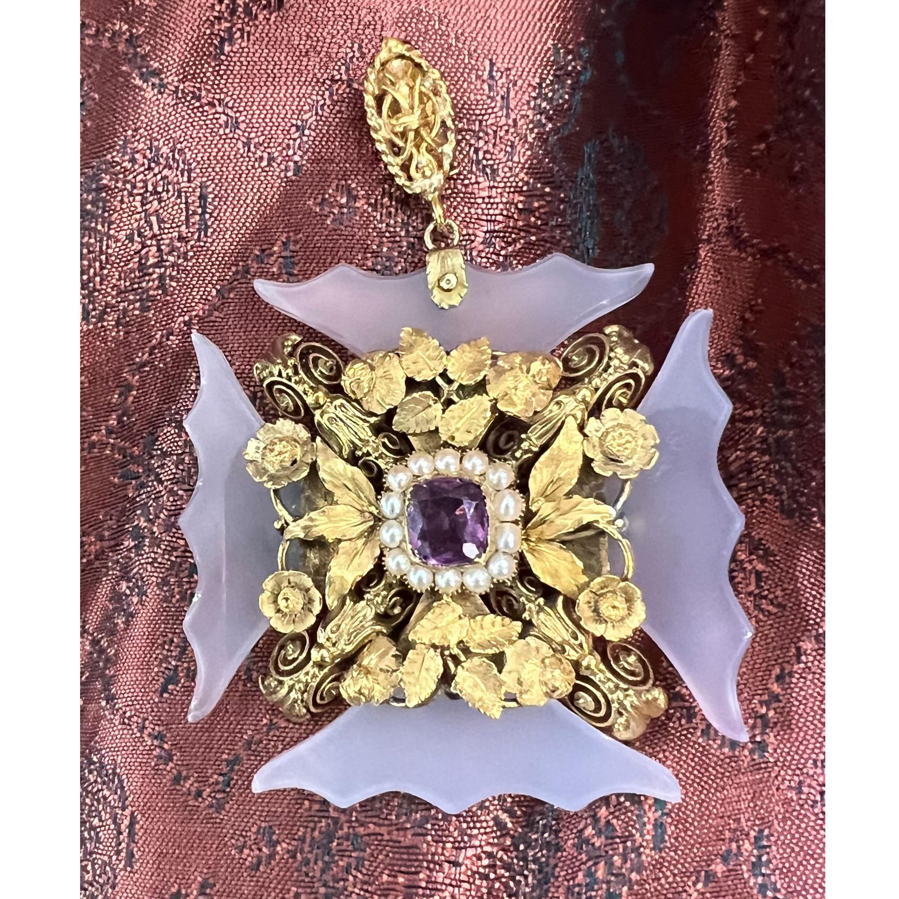 Women's Georgian Chalcedony, Amethyst, Pearl Silver and Gold Cross Pattée Pendant, 1790 For Sale