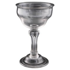 Copa de champán georgiana con tallo de pedestal c1740