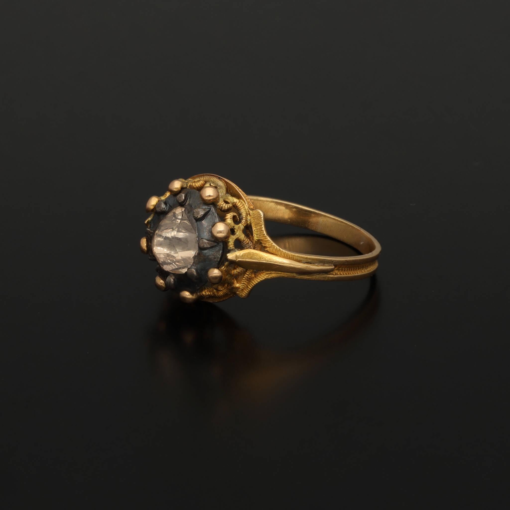 Georgian Champaigne 1CT Diamond Solitaire Ring Antique Foiled Diamond Ring 1700s In Excellent Condition In Rottedam, NL