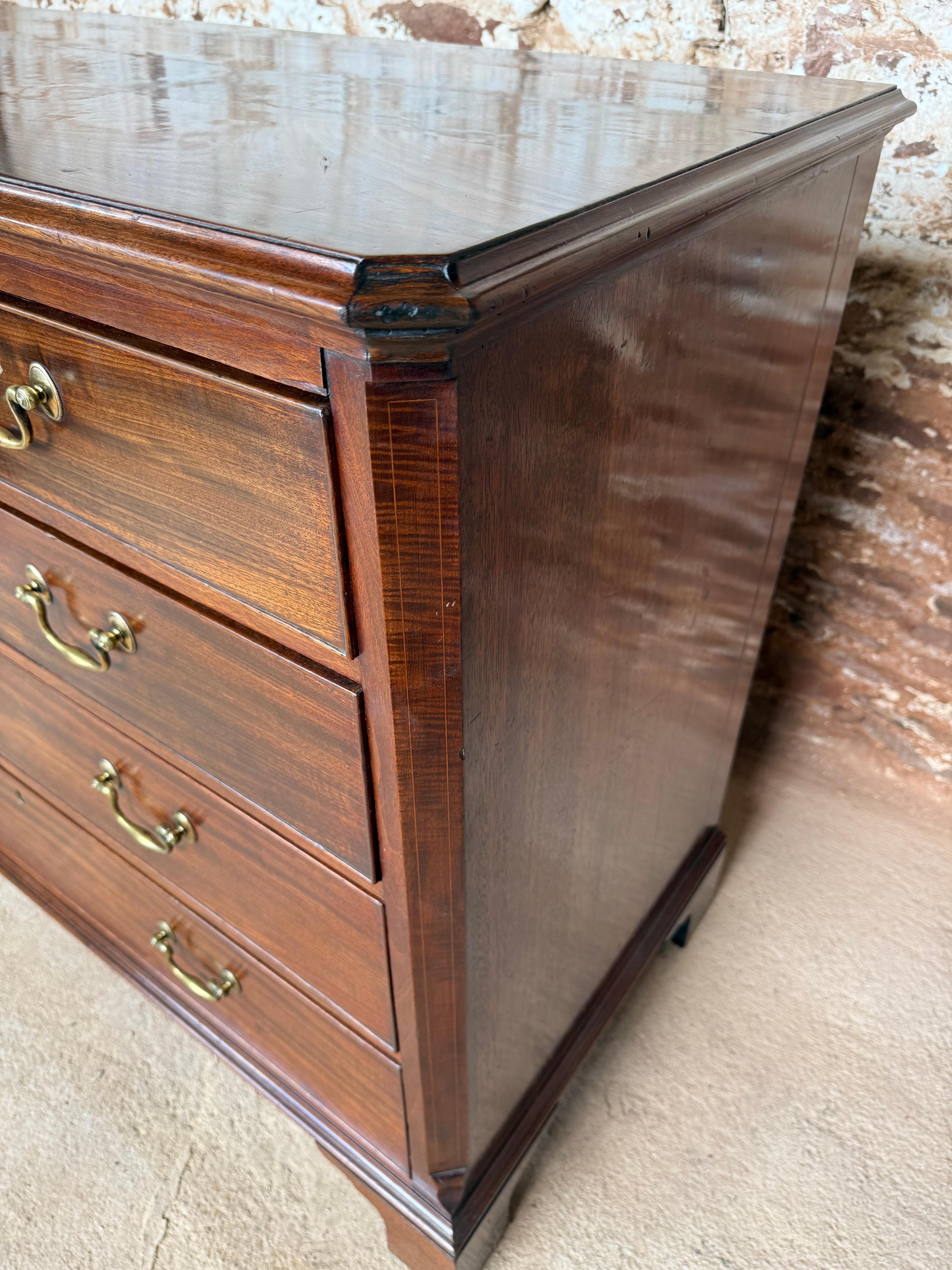 Early 19th Century Georgian chest of drawers