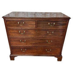 Georgian chest of drawers