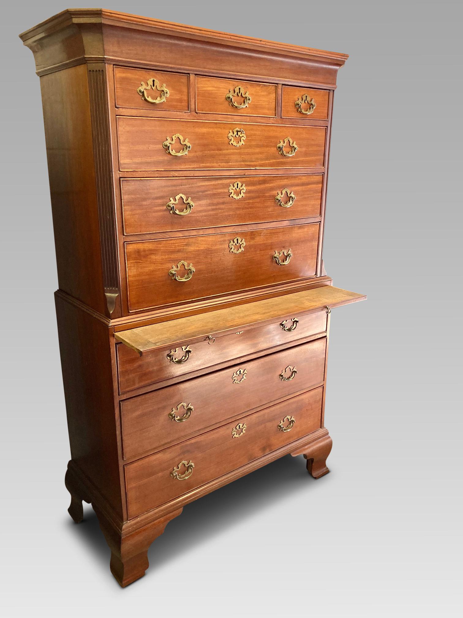 Good quality mahogany chest on chest.
The delightful chest dates back to the late 18th century, circa 1790. And retains a mellow antique patination. Its an old family piece and has been well maintained. We have however lightly refurbished this item,