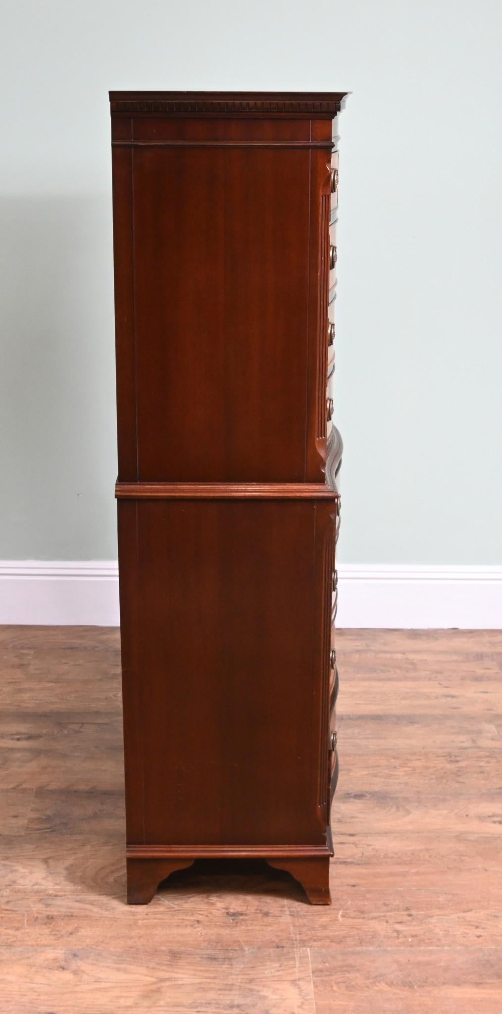 Georgianische Kommode auf Truhe Tall Boy Mahagoni 1800 (Frühes 19. Jahrhundert) im Angebot