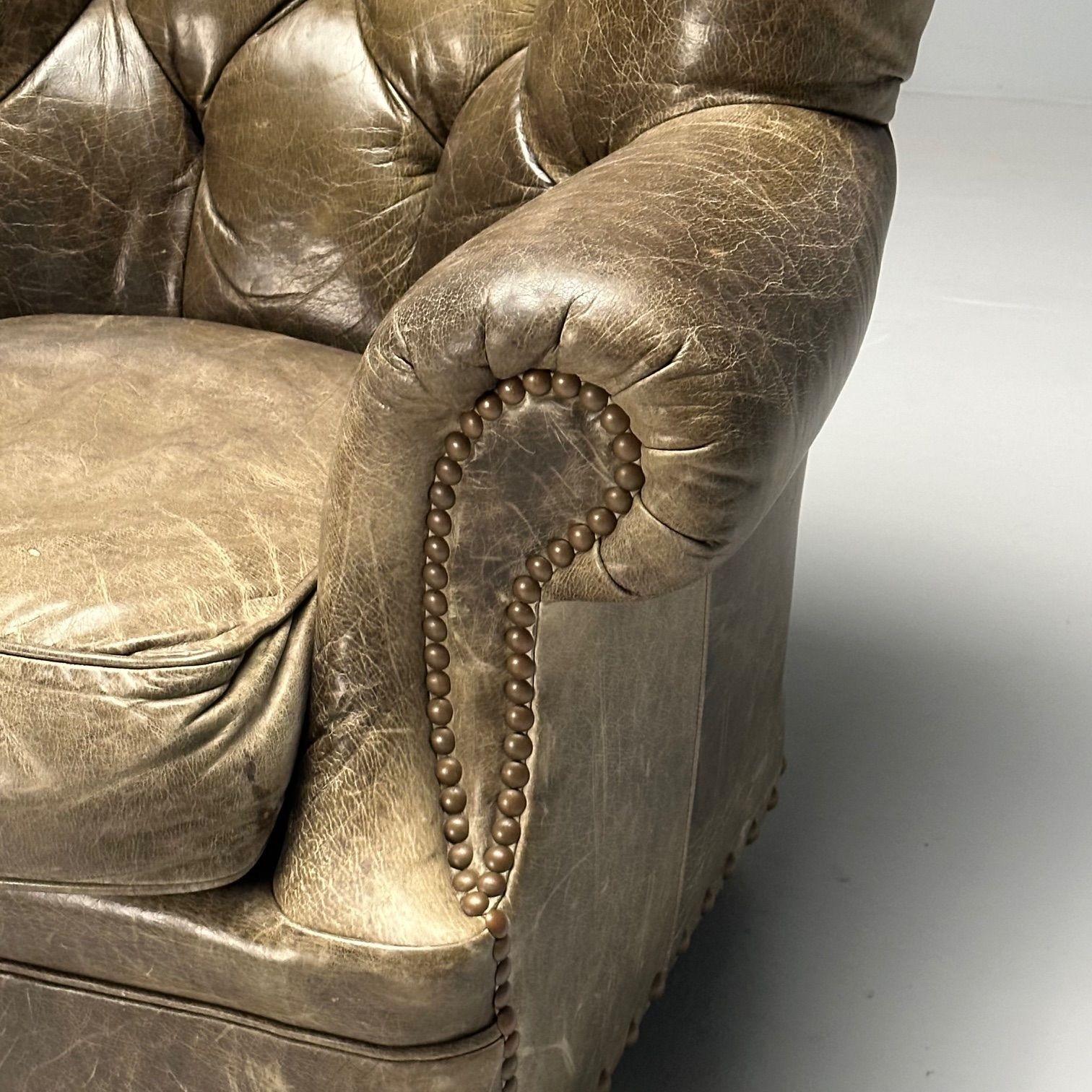 Chaise longue surdimensionnée géorgienne, Chesterfield, cuir vert touffeté en vente 2