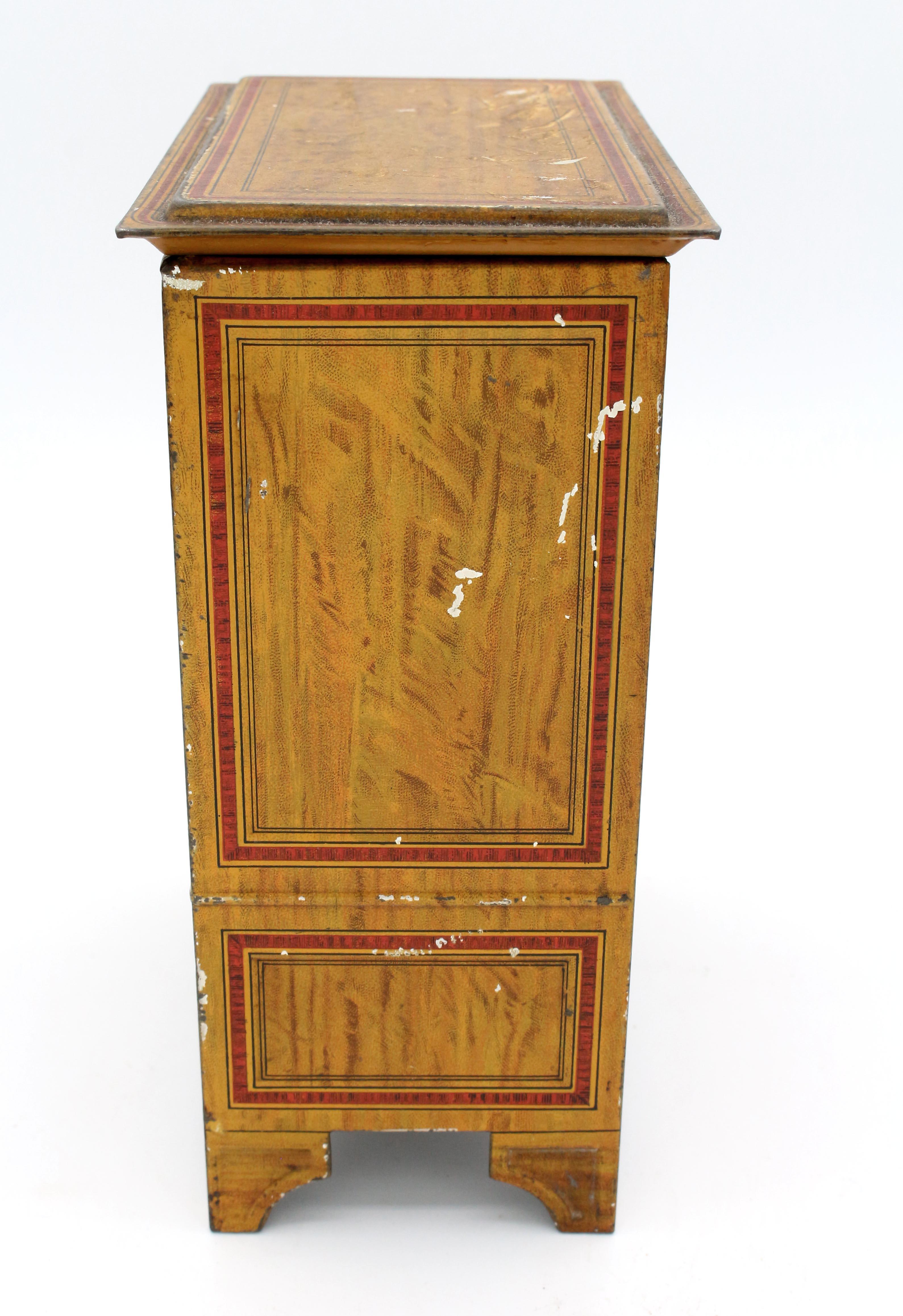 20th Century Georgian China Press Form Biscuit Tin Box by Huntley & Palmers, 1912, English