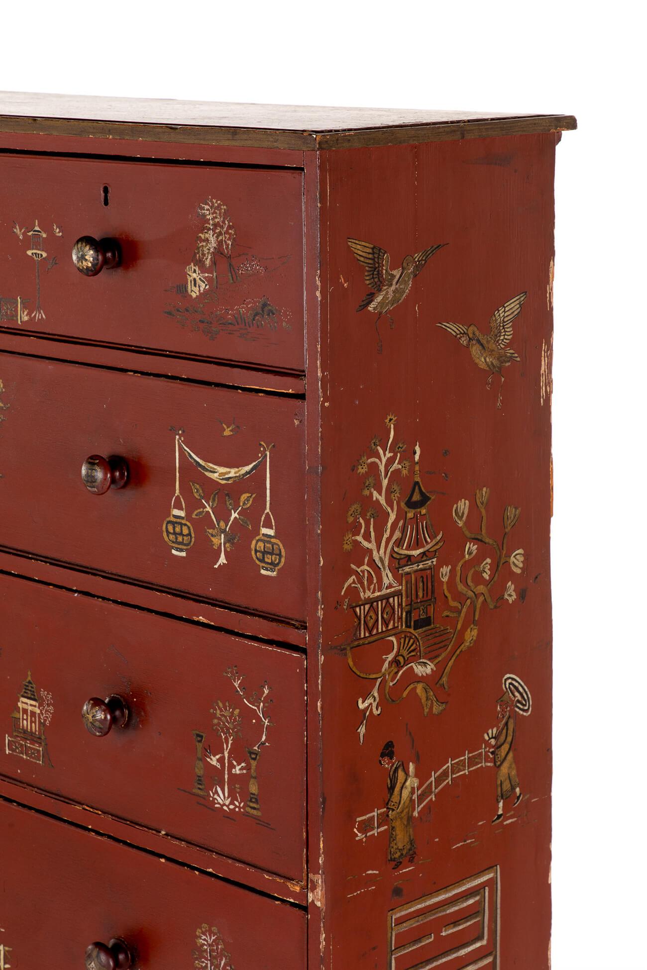 Georgian Chinoiserie Chest In Good Condition For Sale In Faversham, GB