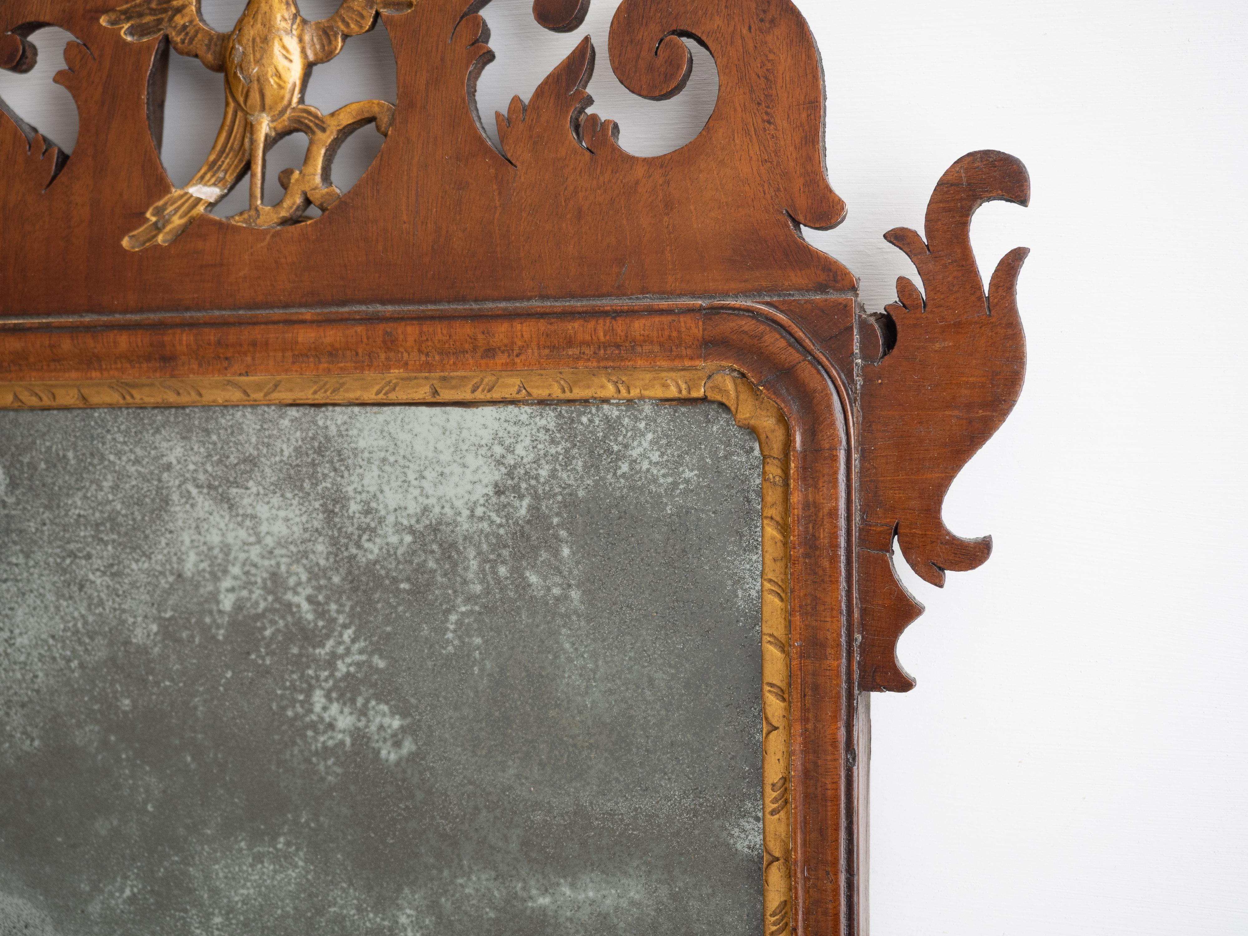 Specchio da parete Chippendale georgiano in mogano con traforo e uccello Ho-Ho dorato, 1760 ca. in vendita 3
