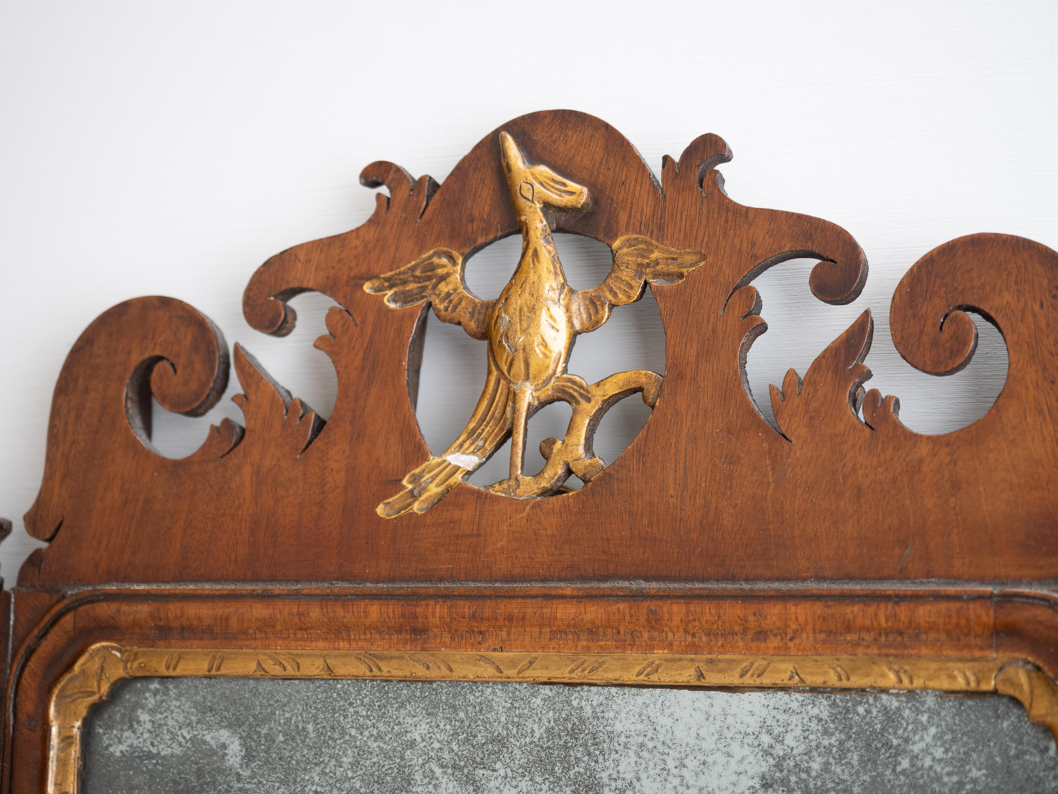 Specchio da parete Chippendale georgiano in mogano con traforo e uccello Ho-Ho dorato, 1760 ca. in vendita 5