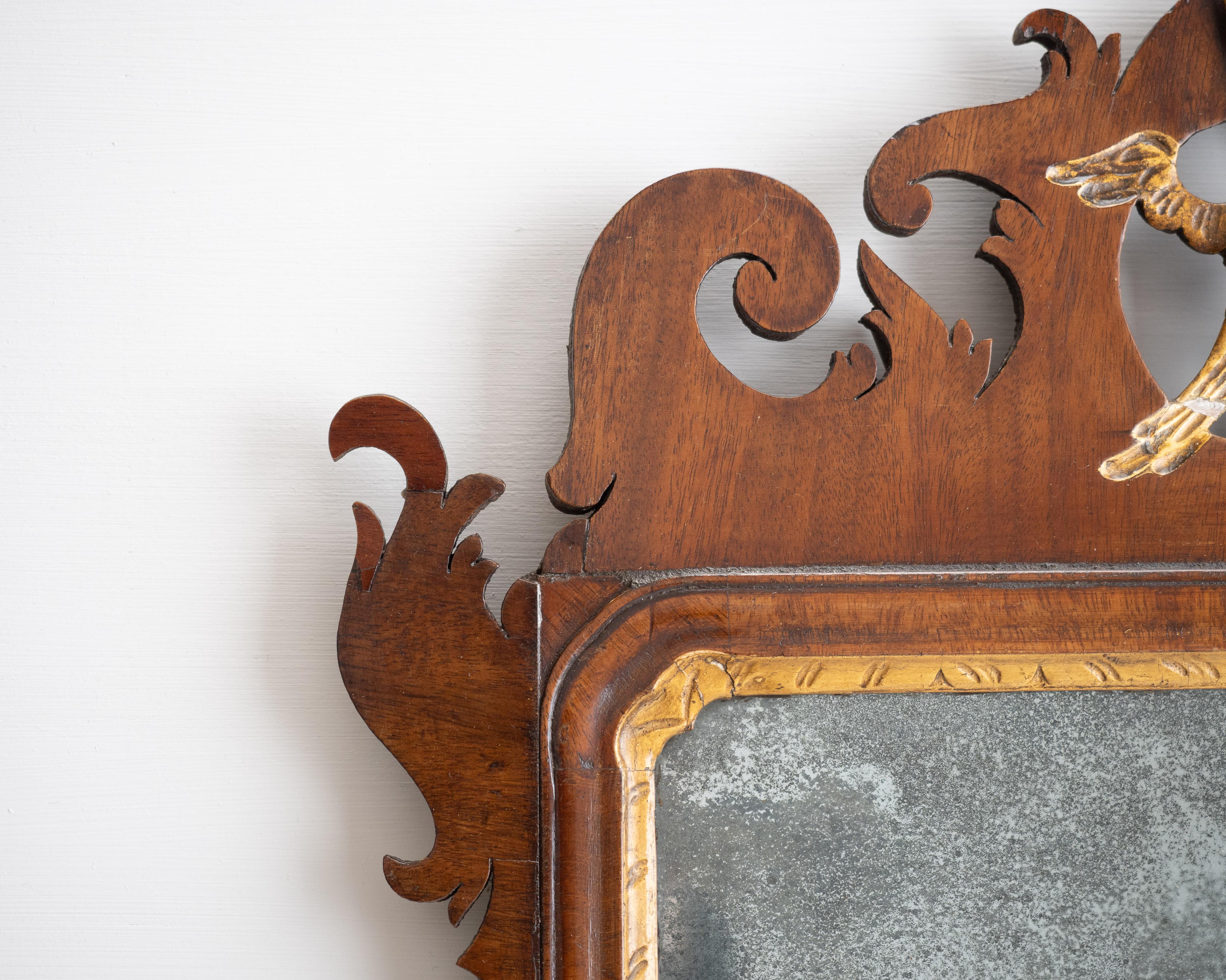 Specchio da parete Chippendale georgiano in mogano con traforo e uccello Ho-Ho dorato, 1760 ca. in vendita 6