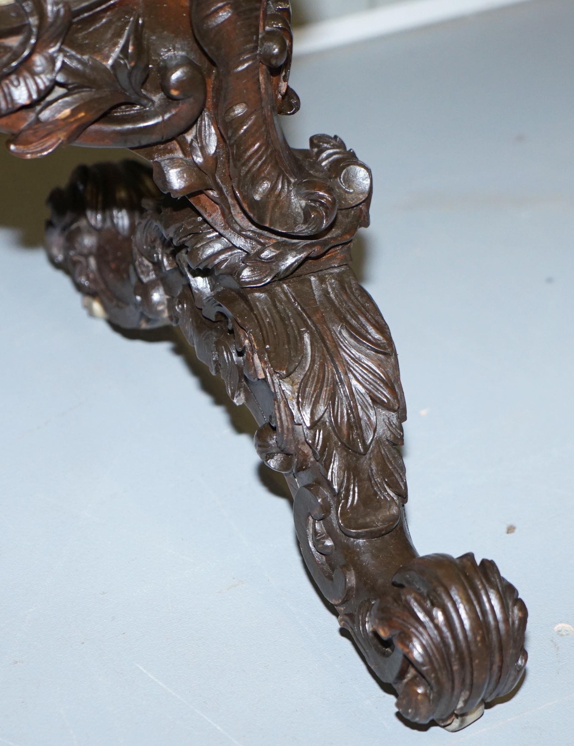 Georgian circa 1800 Carved Wood Fireplace Screen Original Tapestry Cherubs Putti For Sale 6