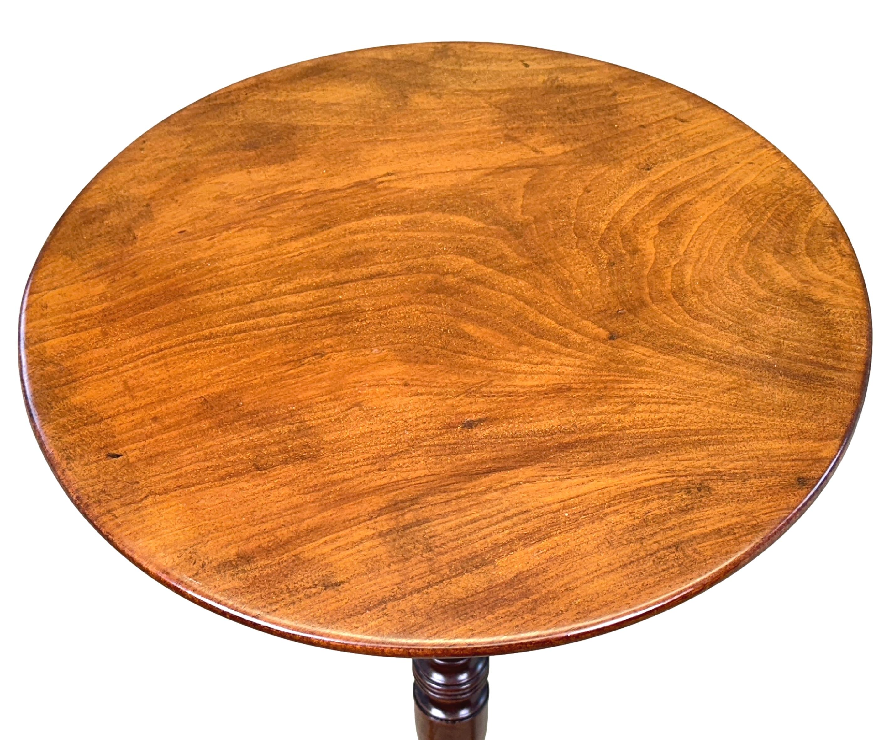 Georgian Circular Mahogany Wine Table In Good Condition For Sale In Bedfordshire, GB