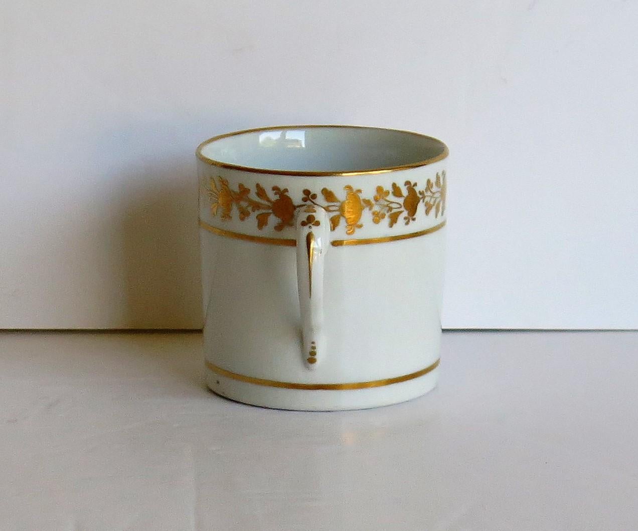 George III Georgian Coalport Porcelain Coffee Can Hand Gilded Pattern, English circa 1807 For Sale