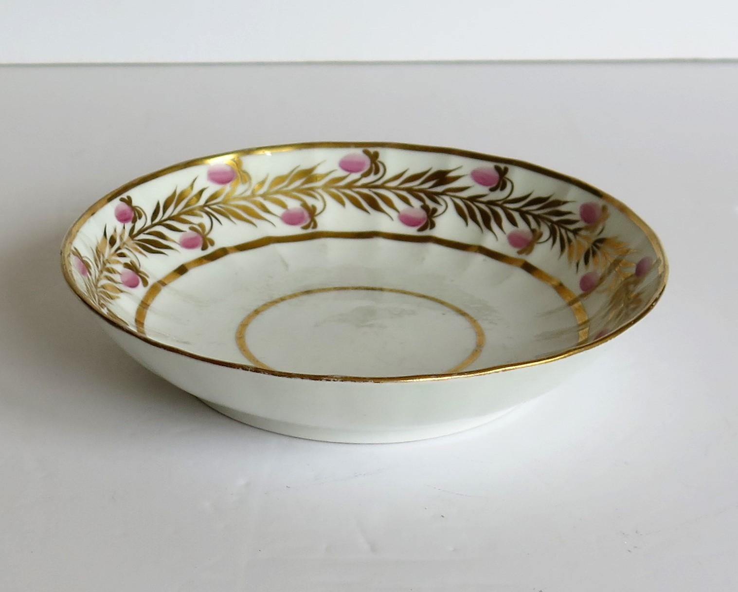 Georgian Coalport Porcelain Trio Hand Painted and Gilded, circa 1790-1800 For Sale 5