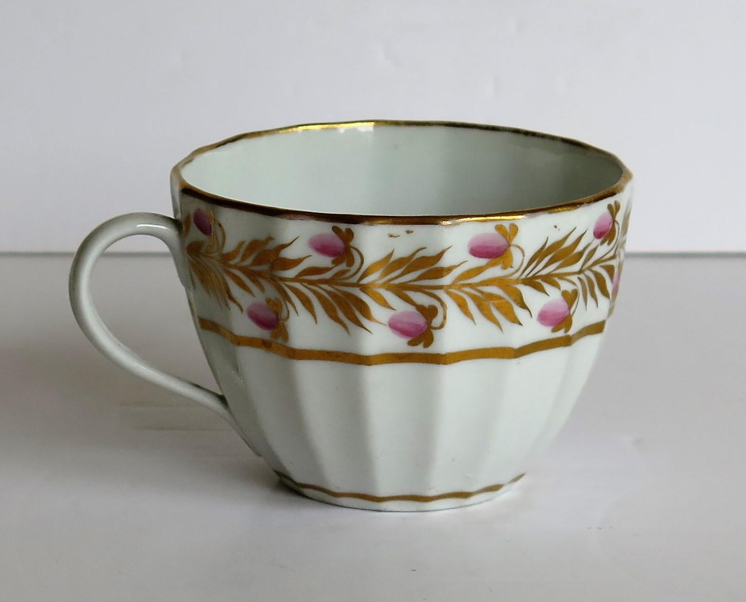 Trío Georgiano de Coalport Porcelain Pintado a Mano y Dorado, circa 1790-1800 en Bueno estado para la venta en Lincoln, Lincolnshire