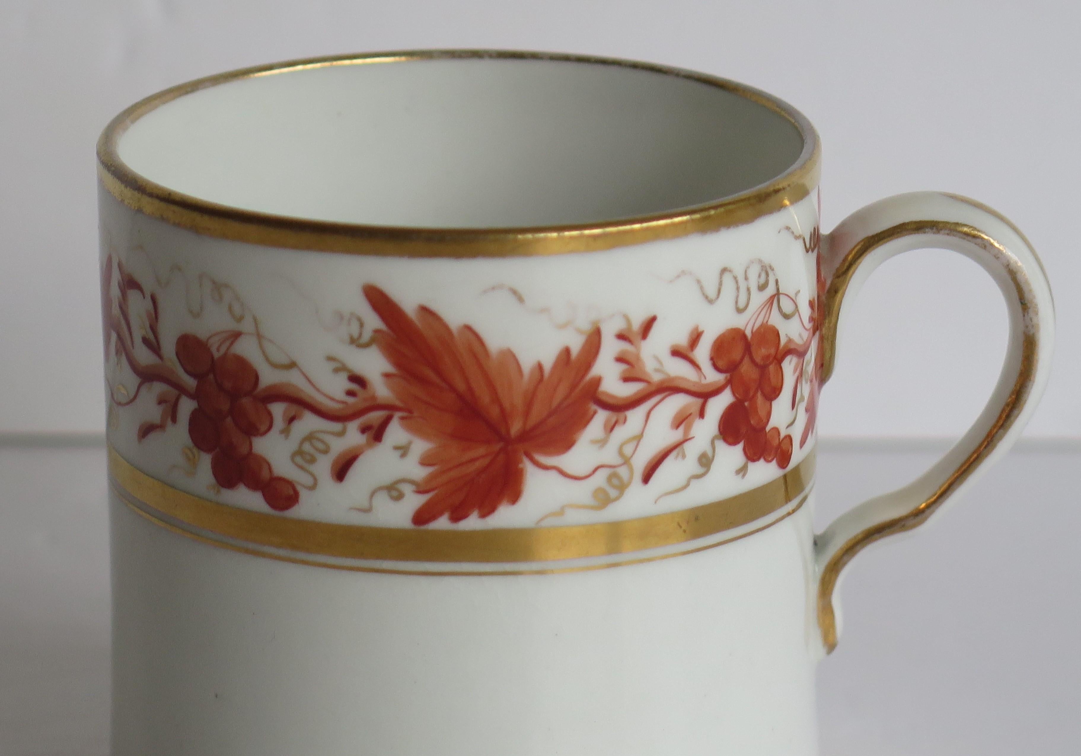 Georgian Coffee Can Porcelain Hand Painted Trailing Vine Pattern, circa 1805 3