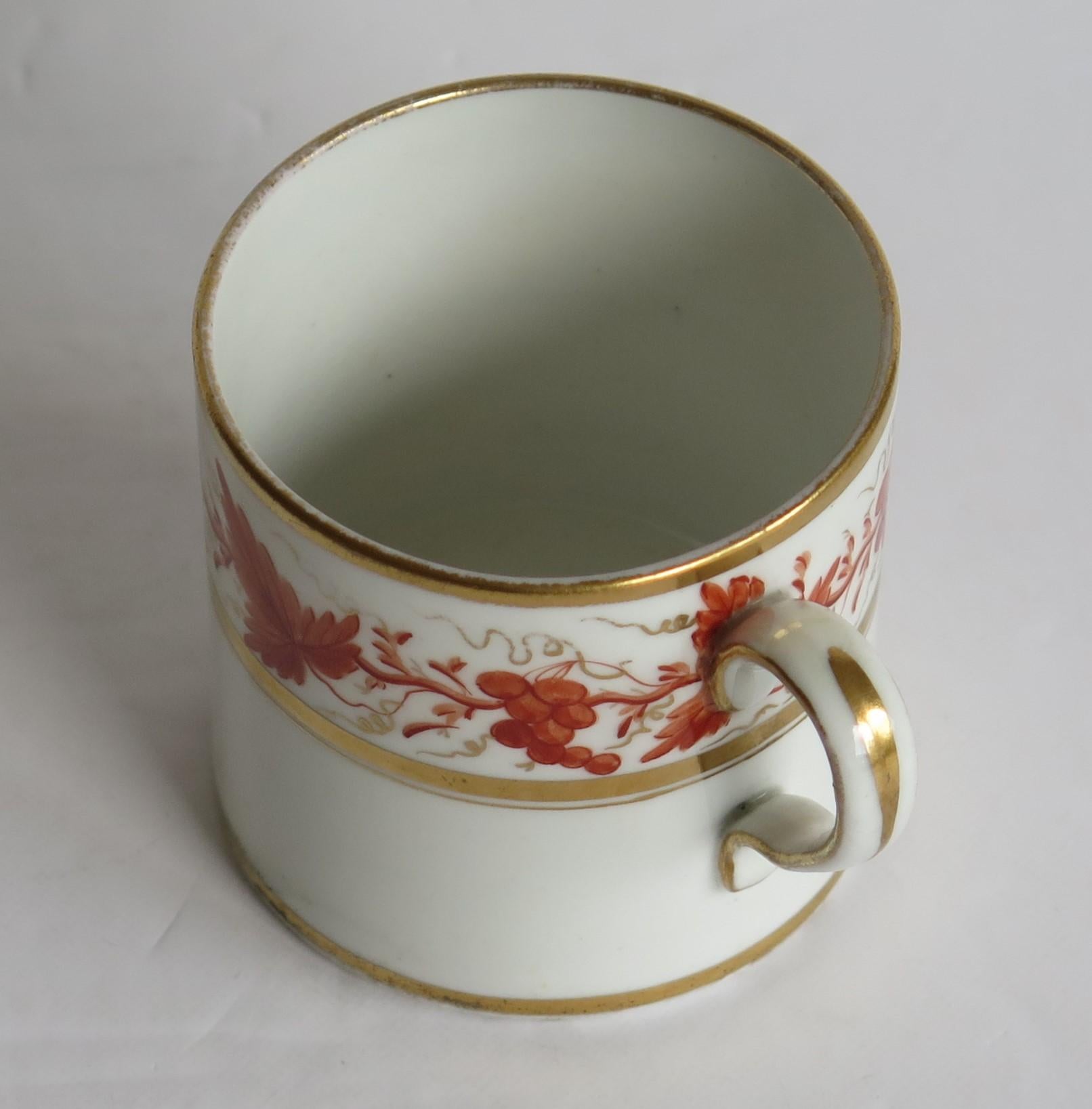 Georgian Coffee Can Porcelain Hand Painted Trailing Vine Pattern, circa 1805 5