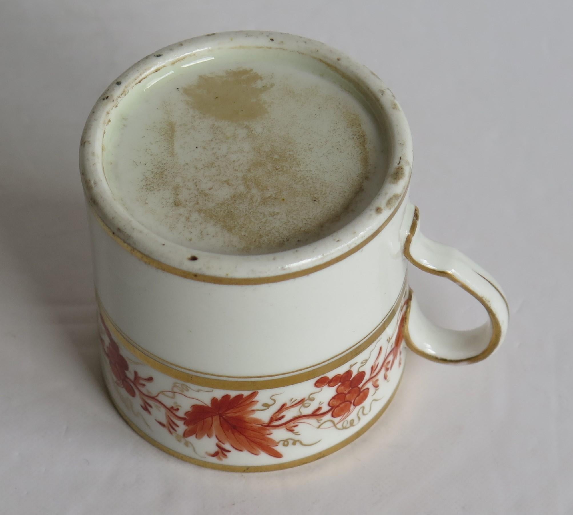 Georgian Coffee Can Porcelain Hand Painted Trailing Vine Pattern, circa 1805 7