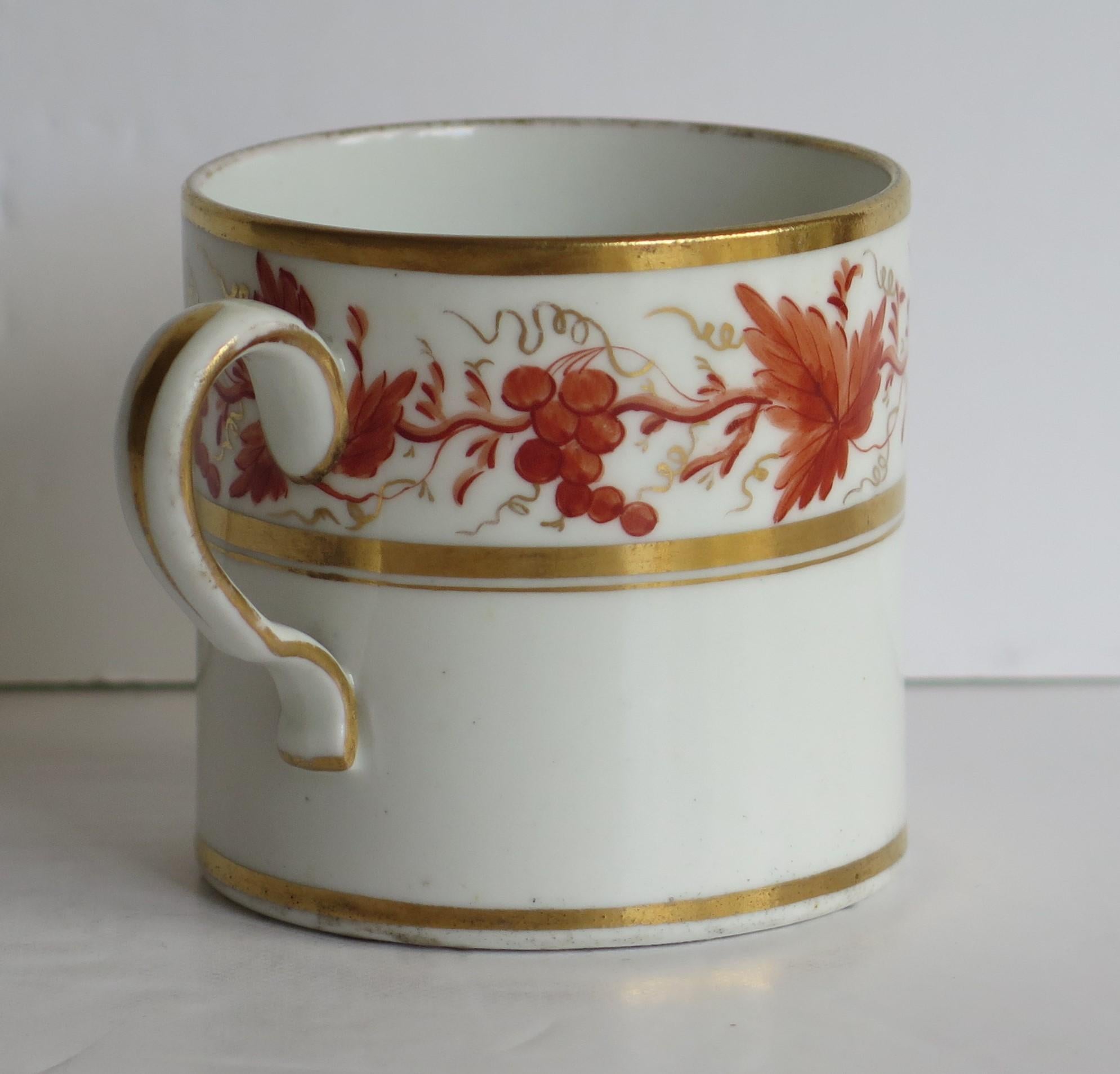 English Georgian Coffee Can Porcelain Hand Painted Trailing Vine Pattern, circa 1805