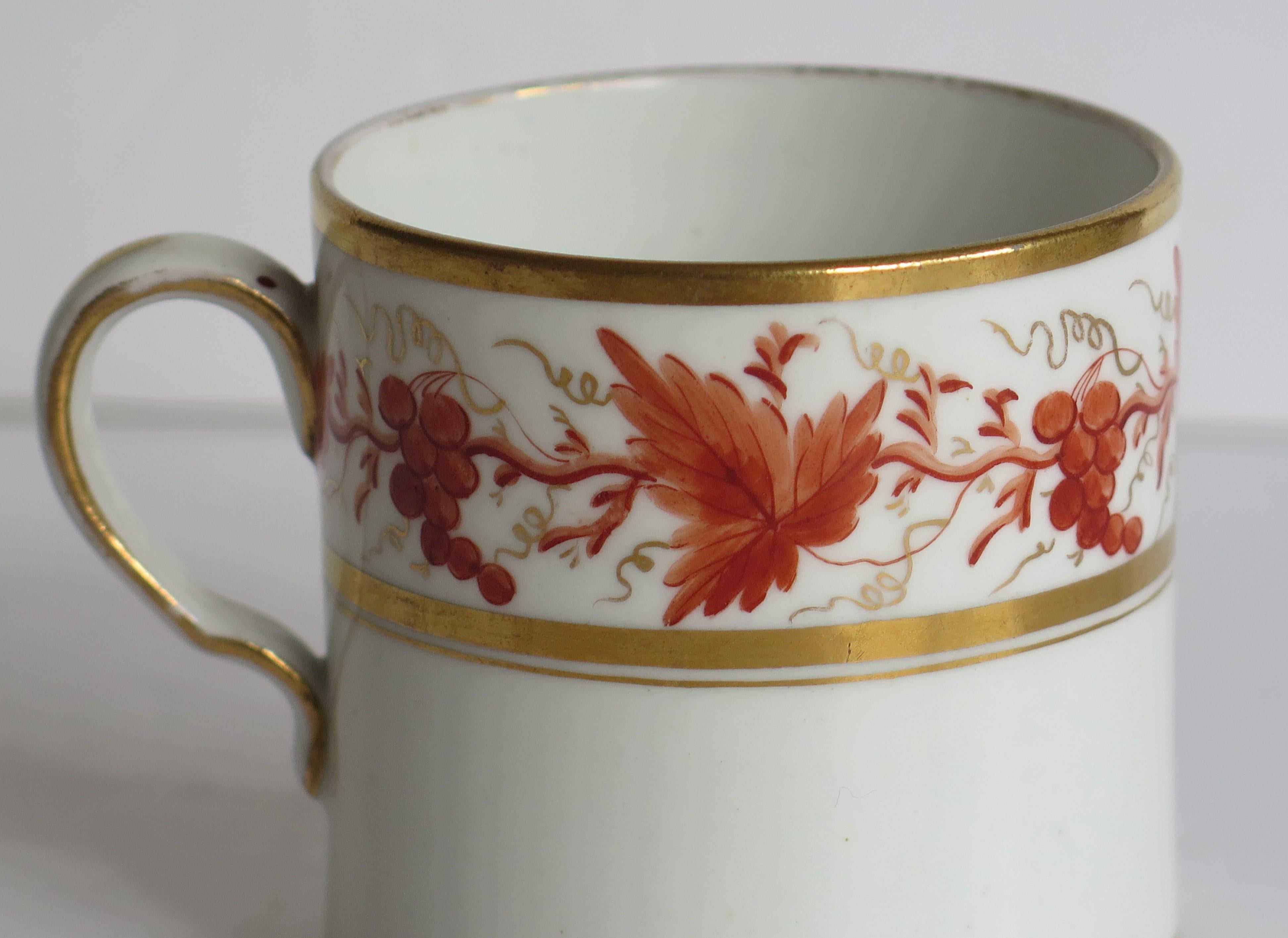 Georgian Coffee Can Porcelain Hand Painted Trailing Vine Pattern, circa 1805 2