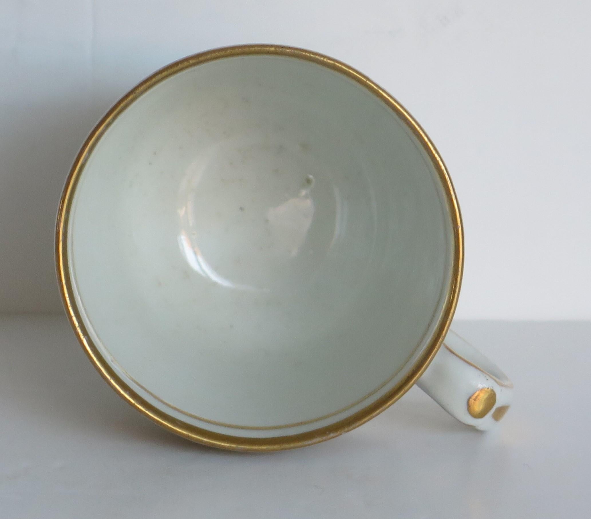 XIXe siècle Tasse à café géorgienne en porcelaine à motif bleu et doré, Staffordshire, datant d'environ 1808 en vente