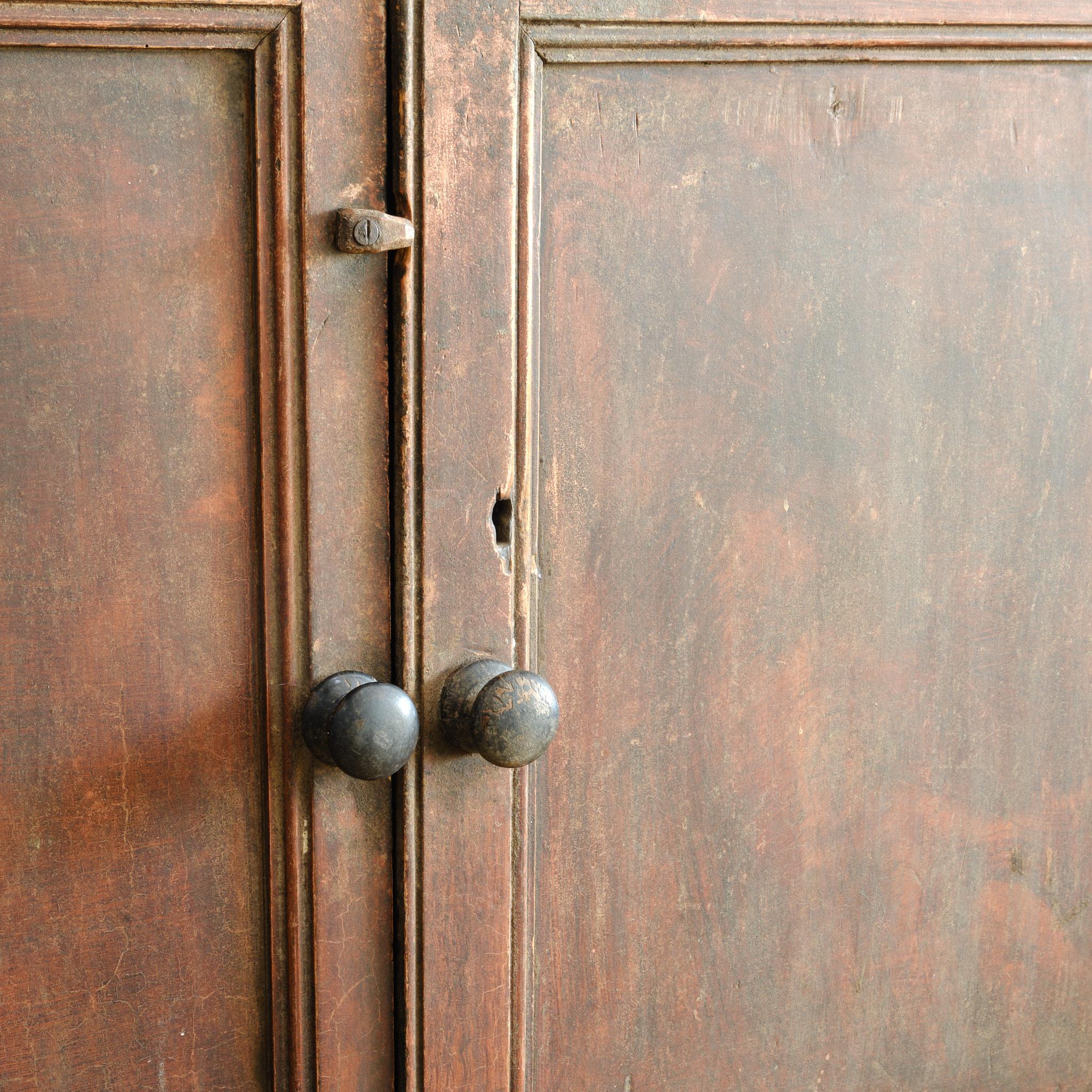 Georgianischer Eckschrank in Farbe im Angebot 4