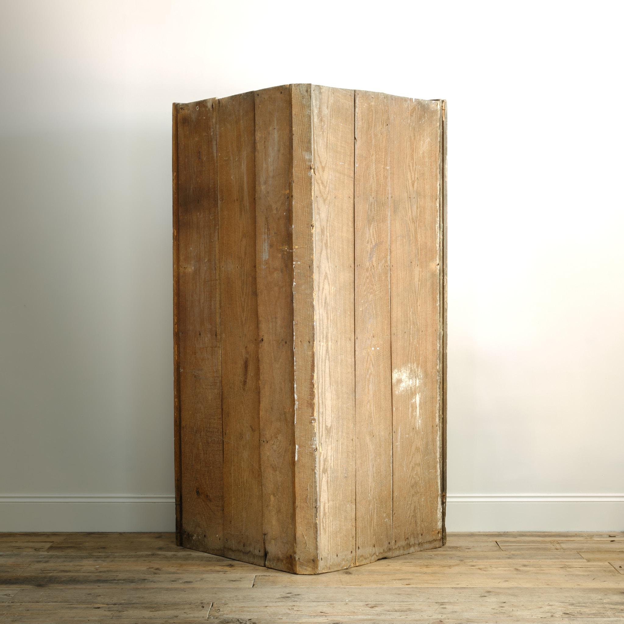 Georgianischer Eckschrank in Farbe im Angebot 6