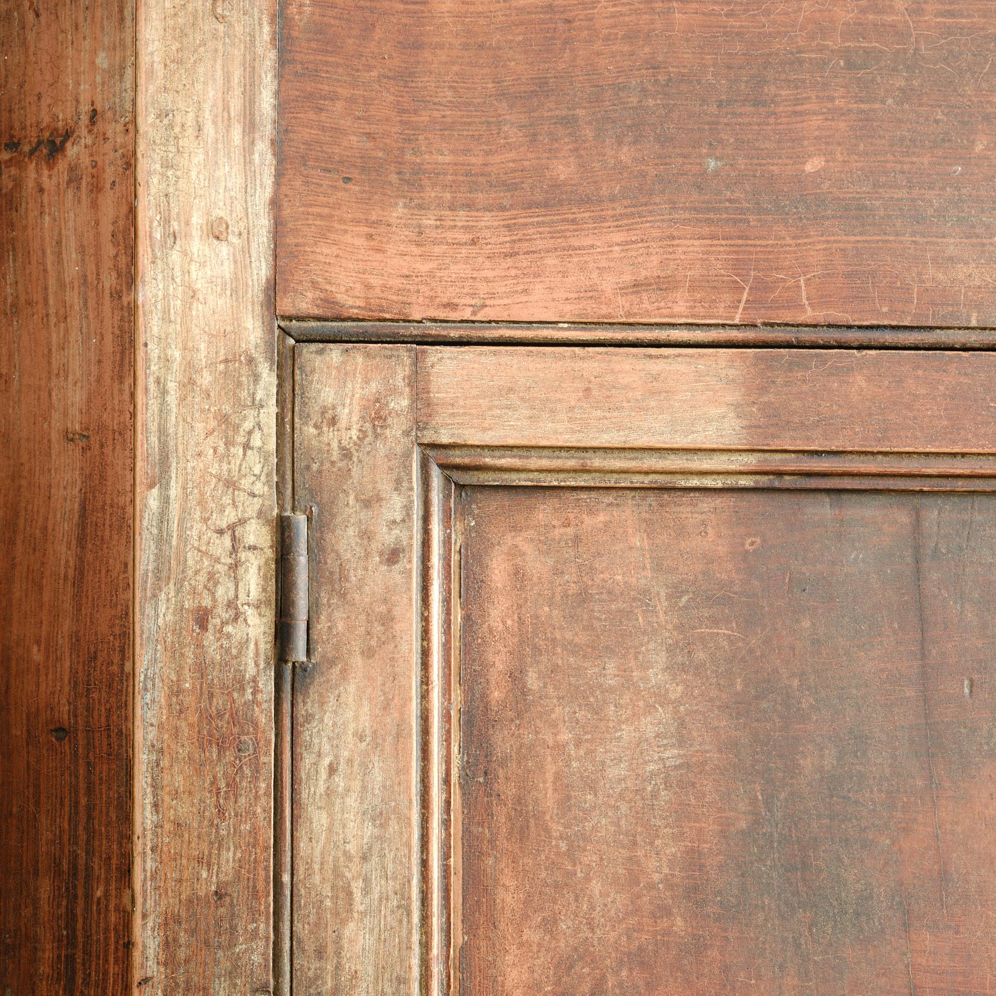 Georgianischer Eckschrank in Farbe im Angebot 3