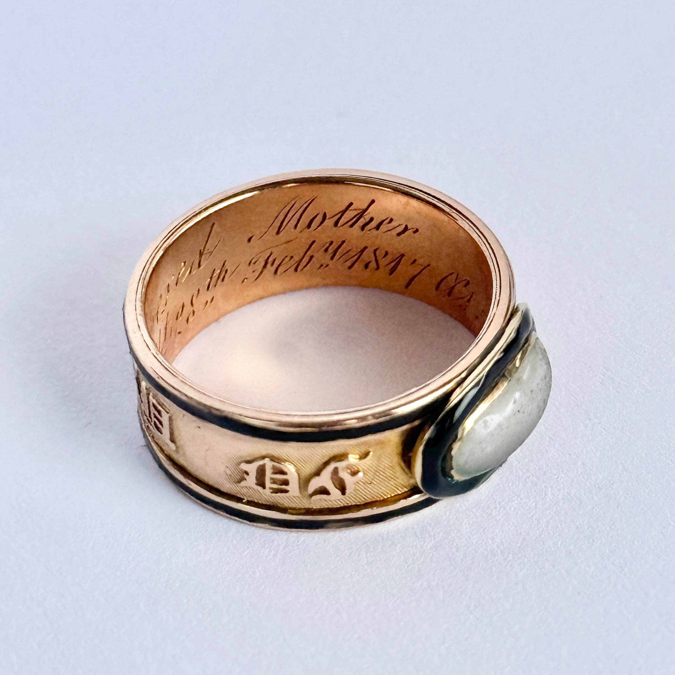 Georgisches Kristall und Emaille 18 Karat Graviertes Gedenkband im Zustand „Gut“ im Angebot in Chipping Campden, GB