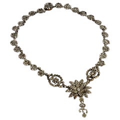 Collana in acciaio tagliato georgiano