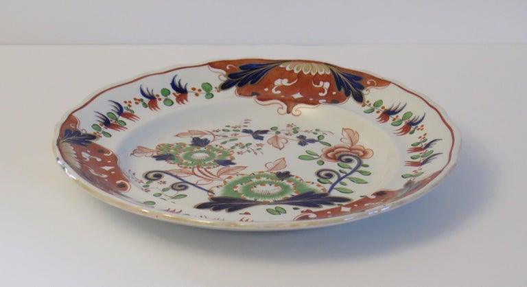 Georgian Davenport Ironstone Dinner Plate in Rare Pattern 58, Circa 1815 For Sale 1