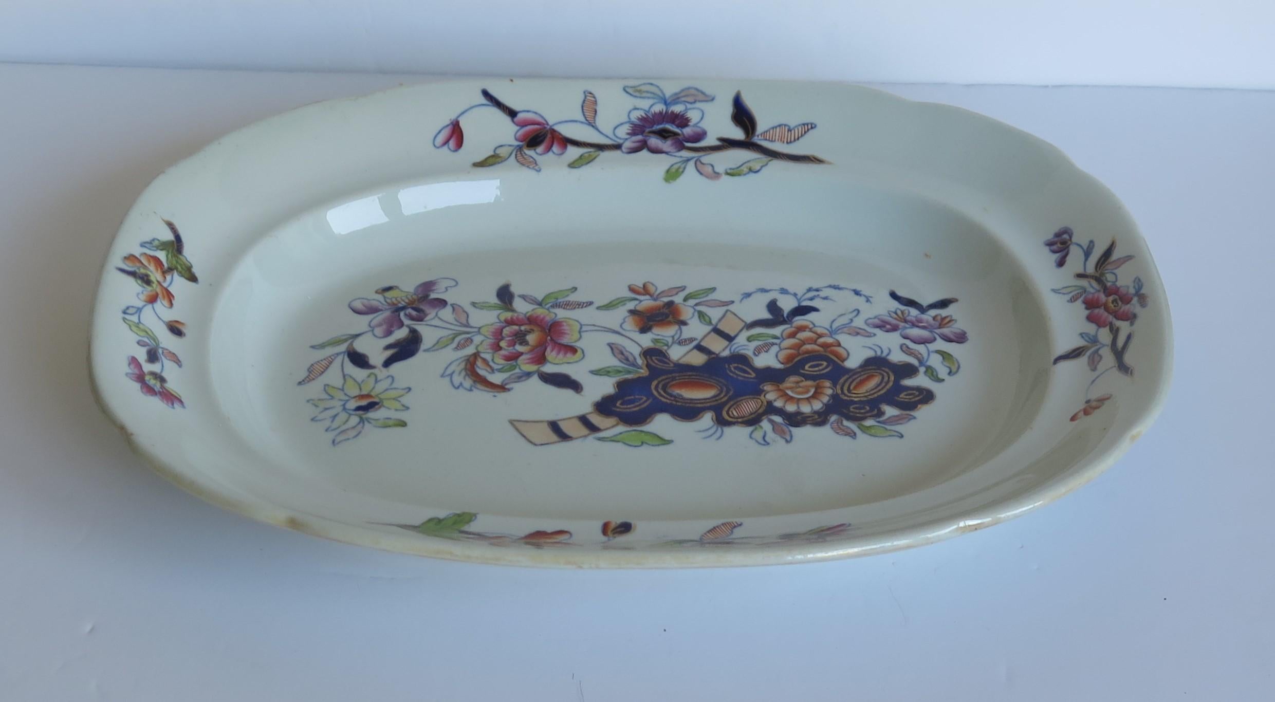 English Georgian Davenport Ironstone Platter in Pattern 659, circa 1815