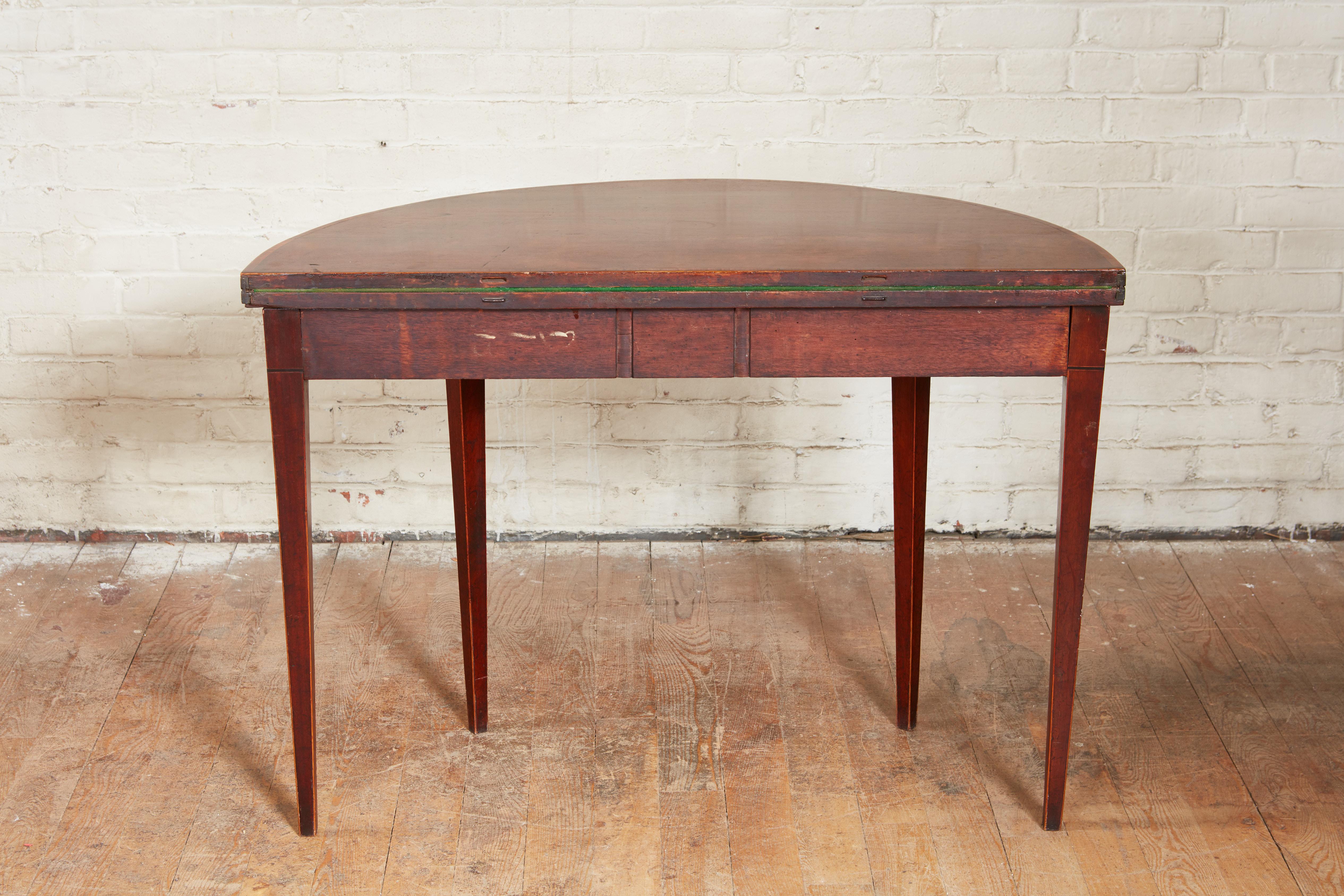 Georgian Demilune Card Table In Good Condition For Sale In Greenwich, CT