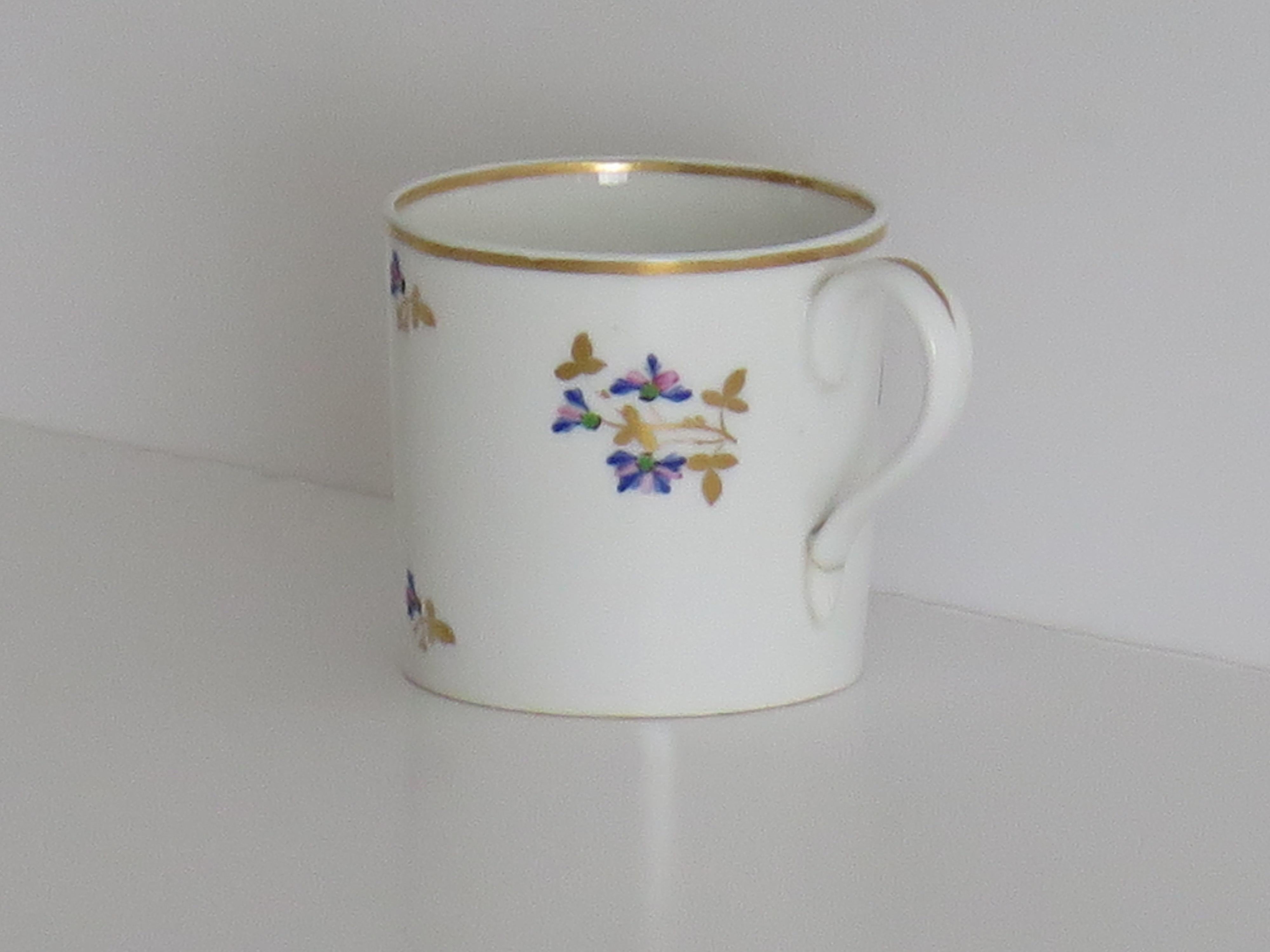 Georgianische Derby Kaffeekanne Chantilly Sprigs vergoldet Muster 129, um 1810 (Englisch) im Angebot