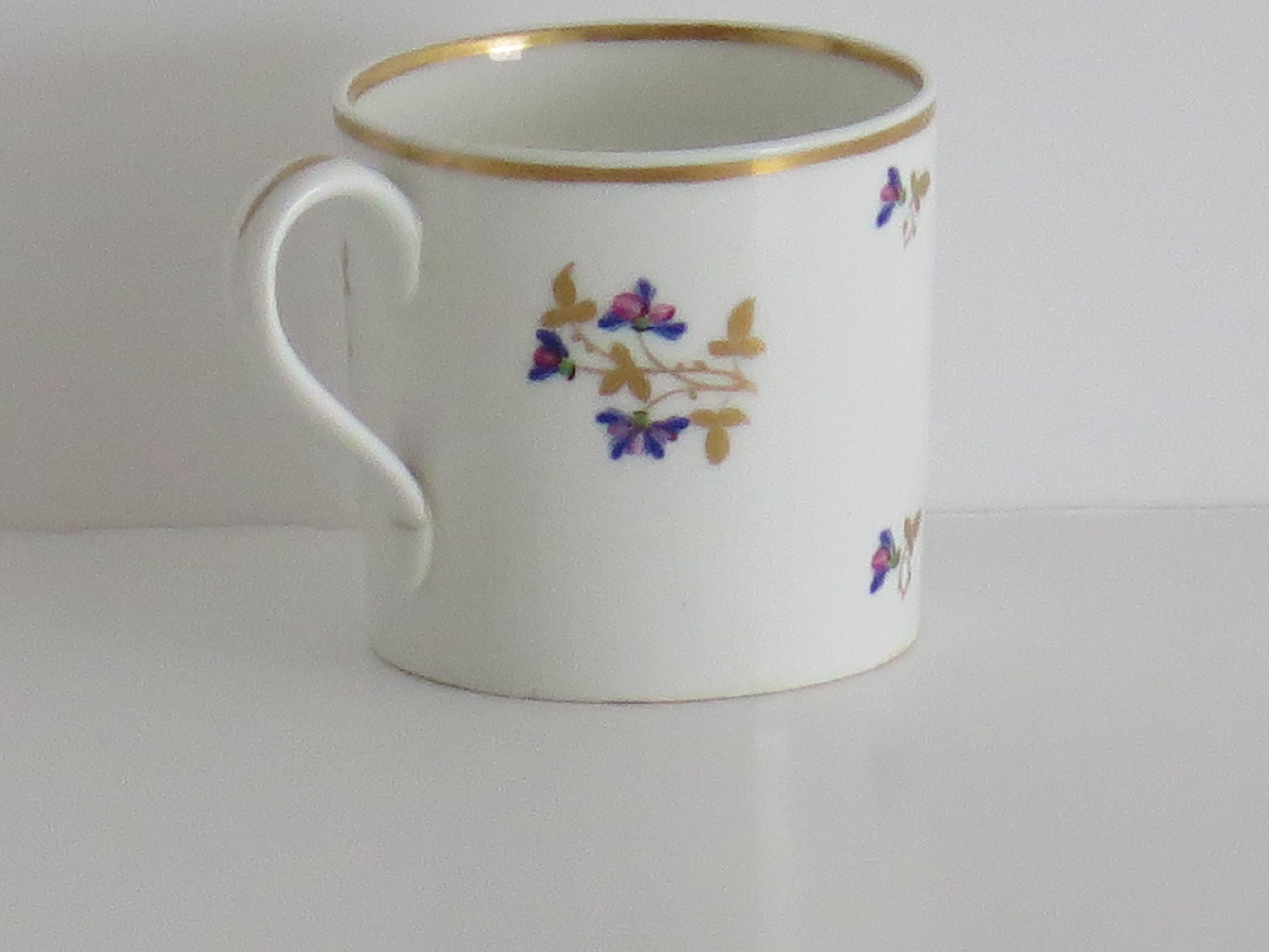 Hand-Painted Georgian Derby Coffee Can Chantilly Sprigs gilded Pattern 129, circa 1810 For Sale