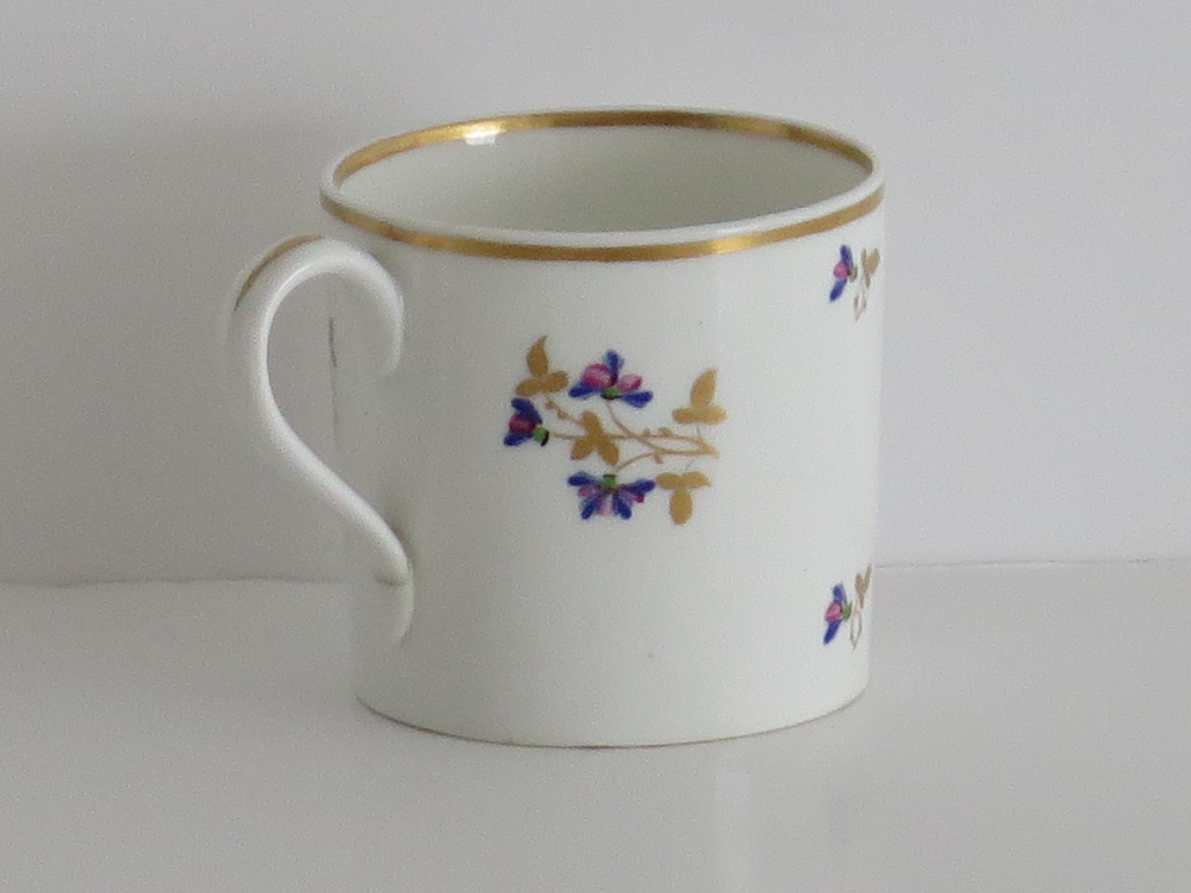 Hand-Painted Georgian Derby Coffee Can Chantilly Sprigs gilded Pattern 129, circa 1810 For Sale