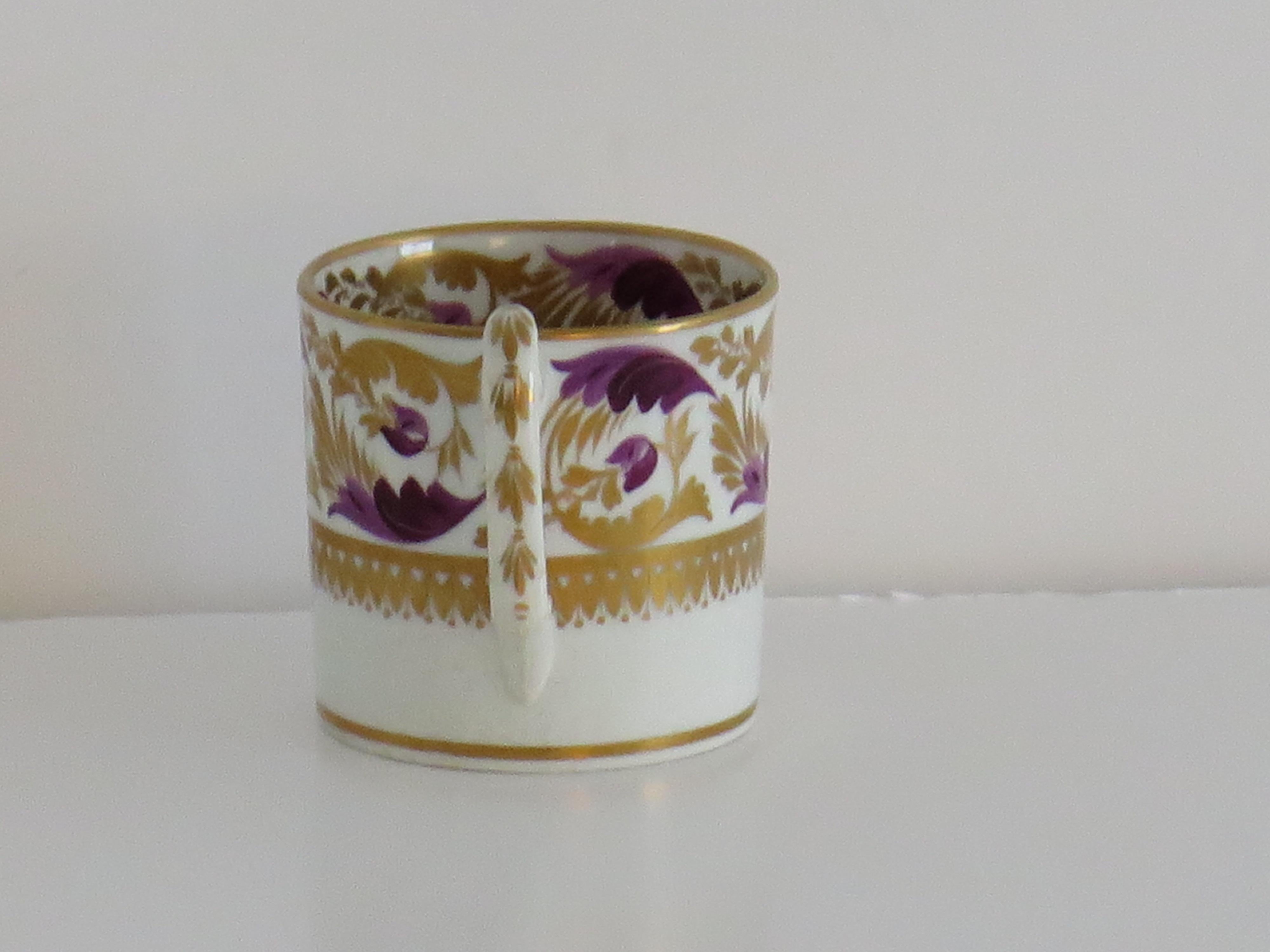 Hand-Painted Georgian Derby Coffee Can in hand painted pattern 165,  circa 1815 For Sale