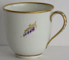 Georgian Derby-Porzellan-Couchtisch, georgianisches Puce-Kronzeichen 129, um 1785