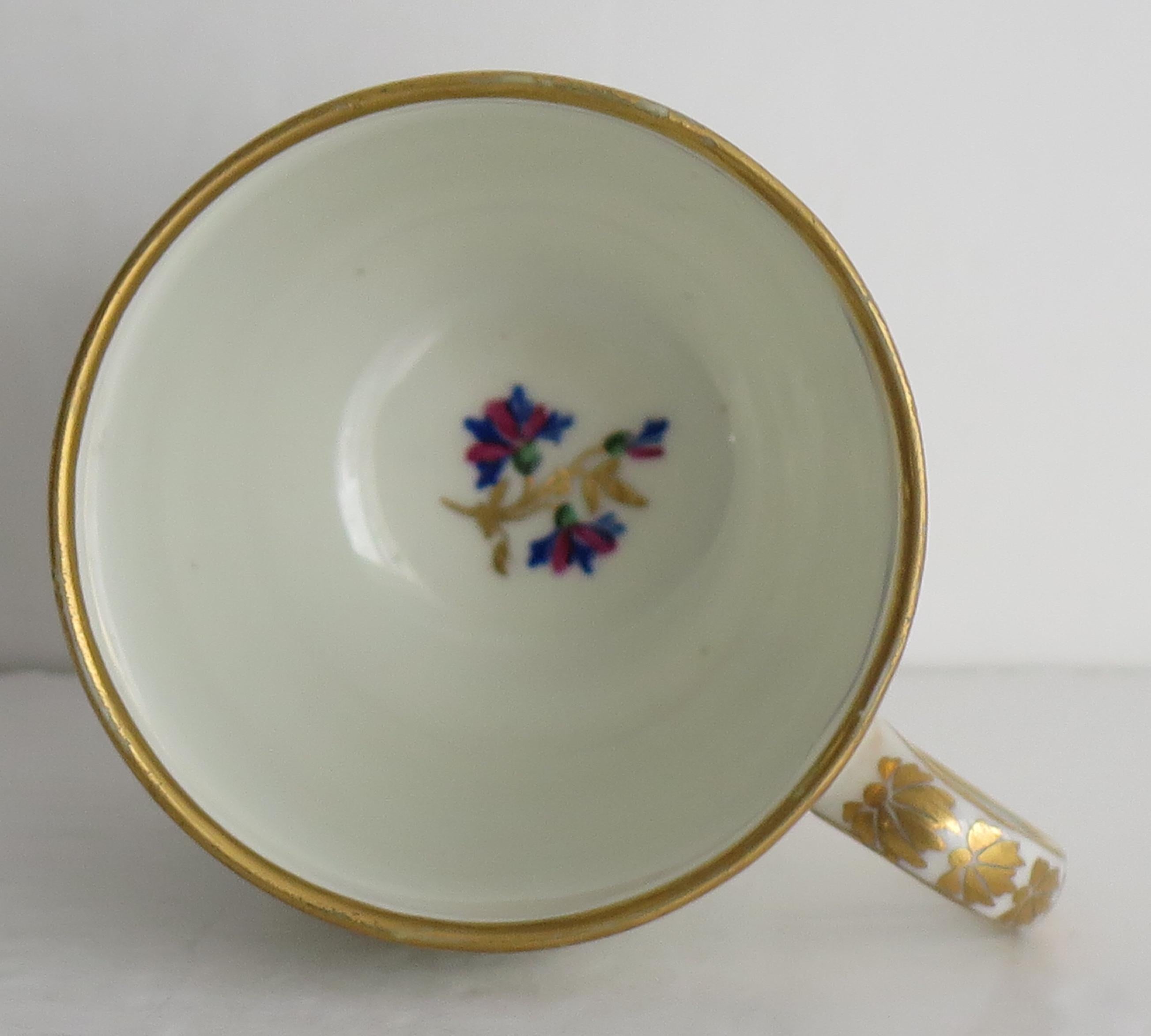 Georgian Derby Porcelain Coffee Cup Pattern 129 Puce Crown Mark, circa 1785 1