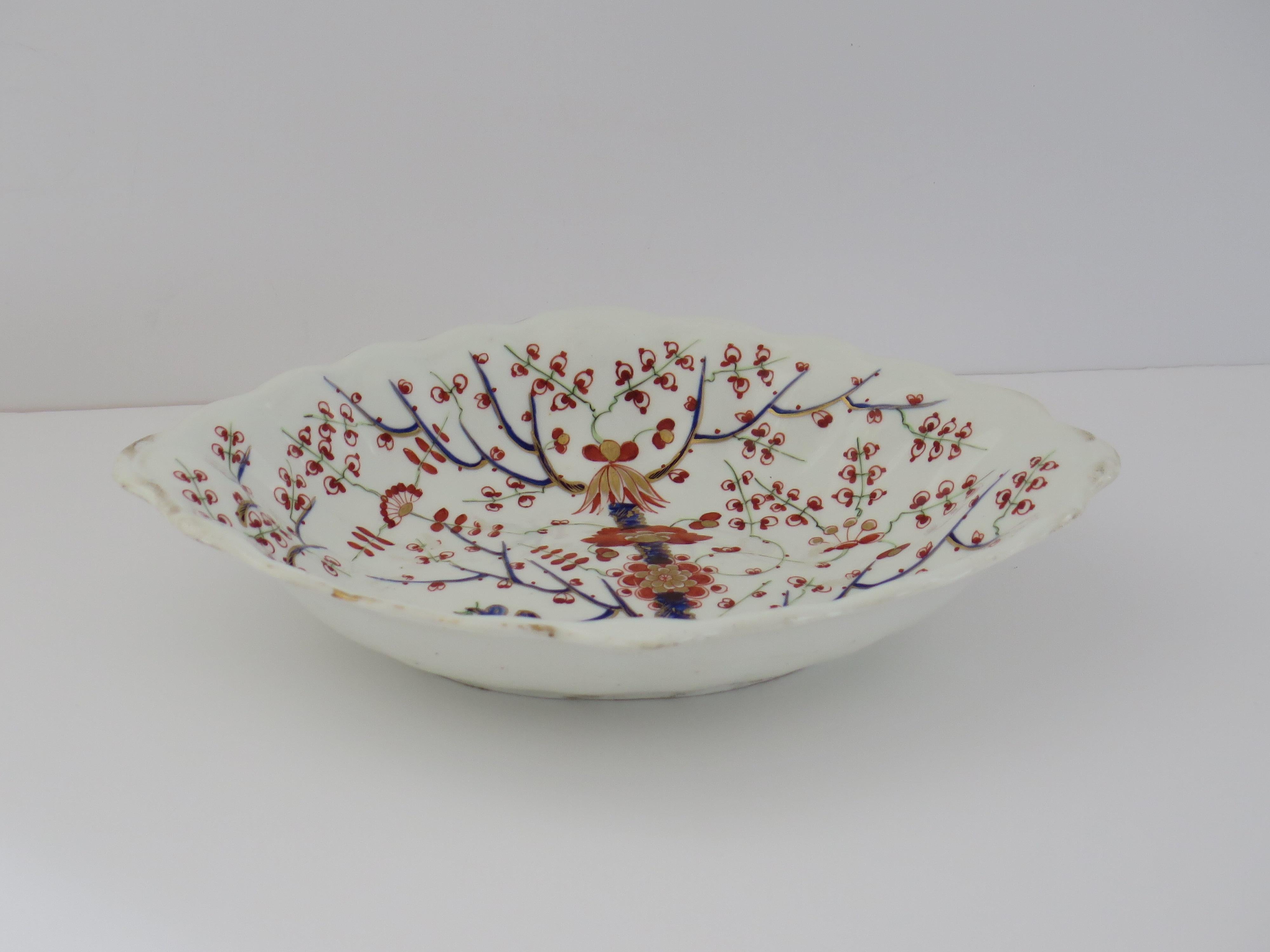 Plato o fuente de porcelana Georgiana Derby con motivo de perdiz pintado a mano, ca 1815 Georgiano en venta