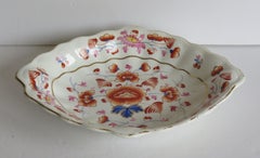Plat de service ou bol en porcelaine de Derby géorgienne peint à la main, entièrement marqué ca 1815